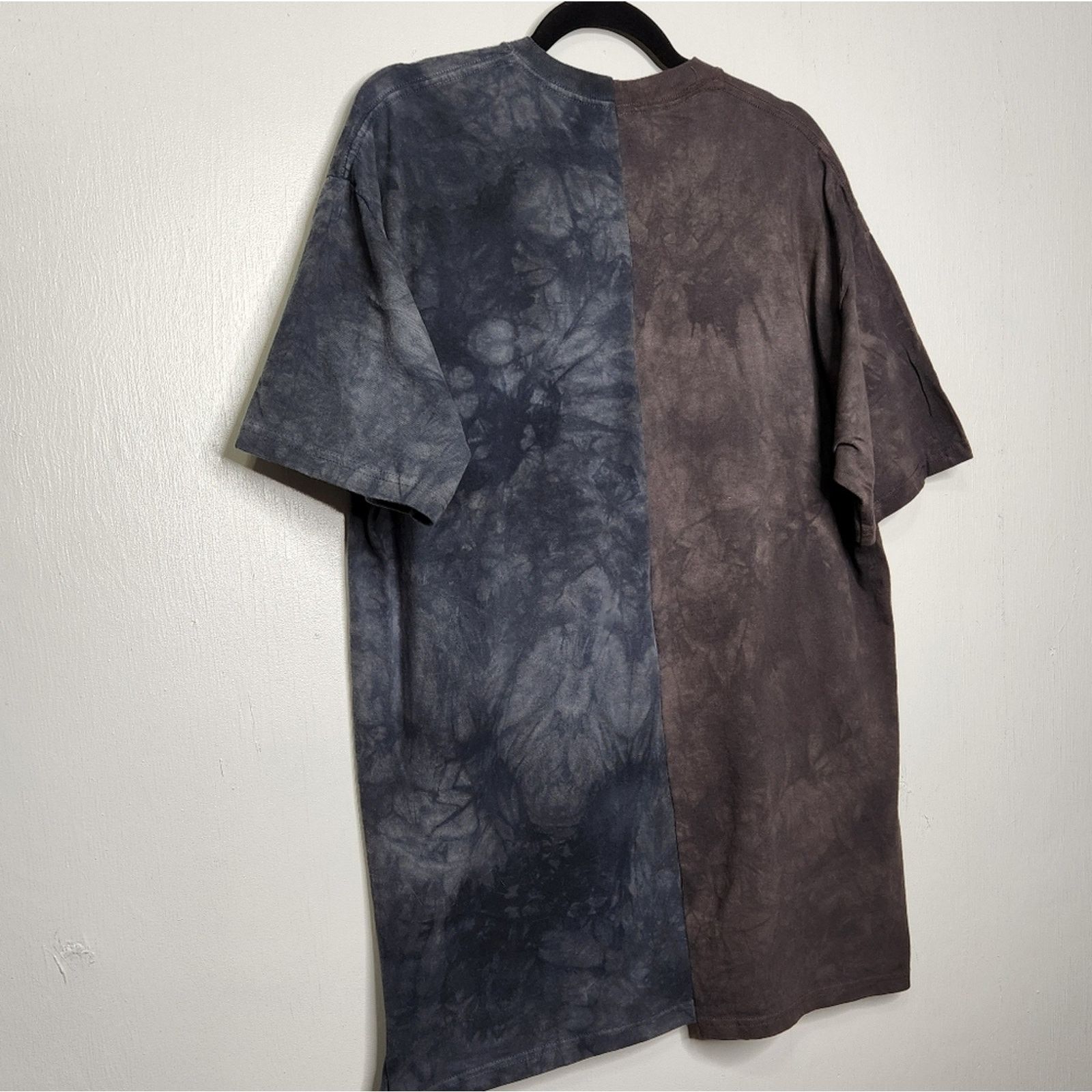 Vintage Wolf Bear Custom Cut Sew Tie Dye Nature Wildlife Animal Eart Size US XL / EU 56 / 4 - 6 Thumbnail