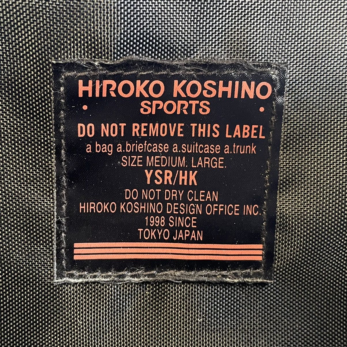 Hiroko Koshino Homme × Japanese Brand HIROKO KOSHINO BLACK NYLON MULTI POCKET SLING BAG Size ONE SIZE - 9 Thumbnail