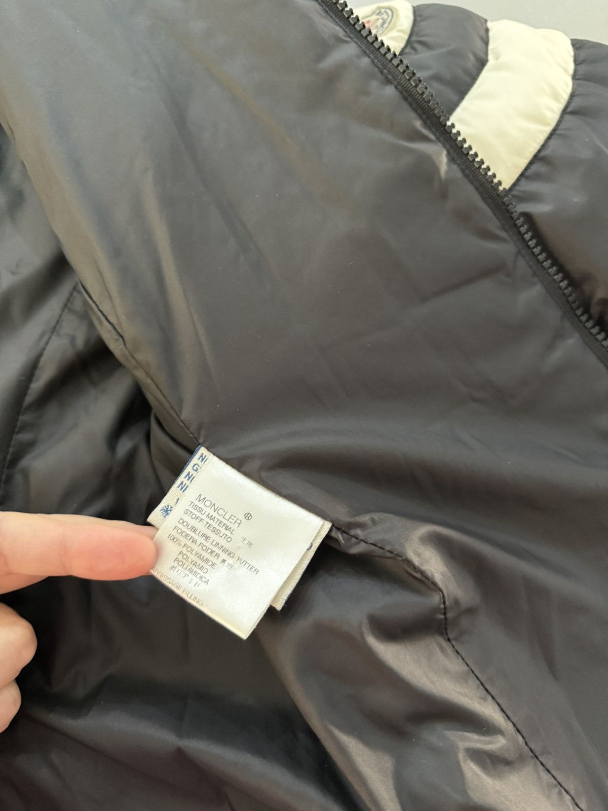 Moncler Moncler Jacket for women’s Size M / US 6-8 / IT 42-44 - 6 Thumbnail