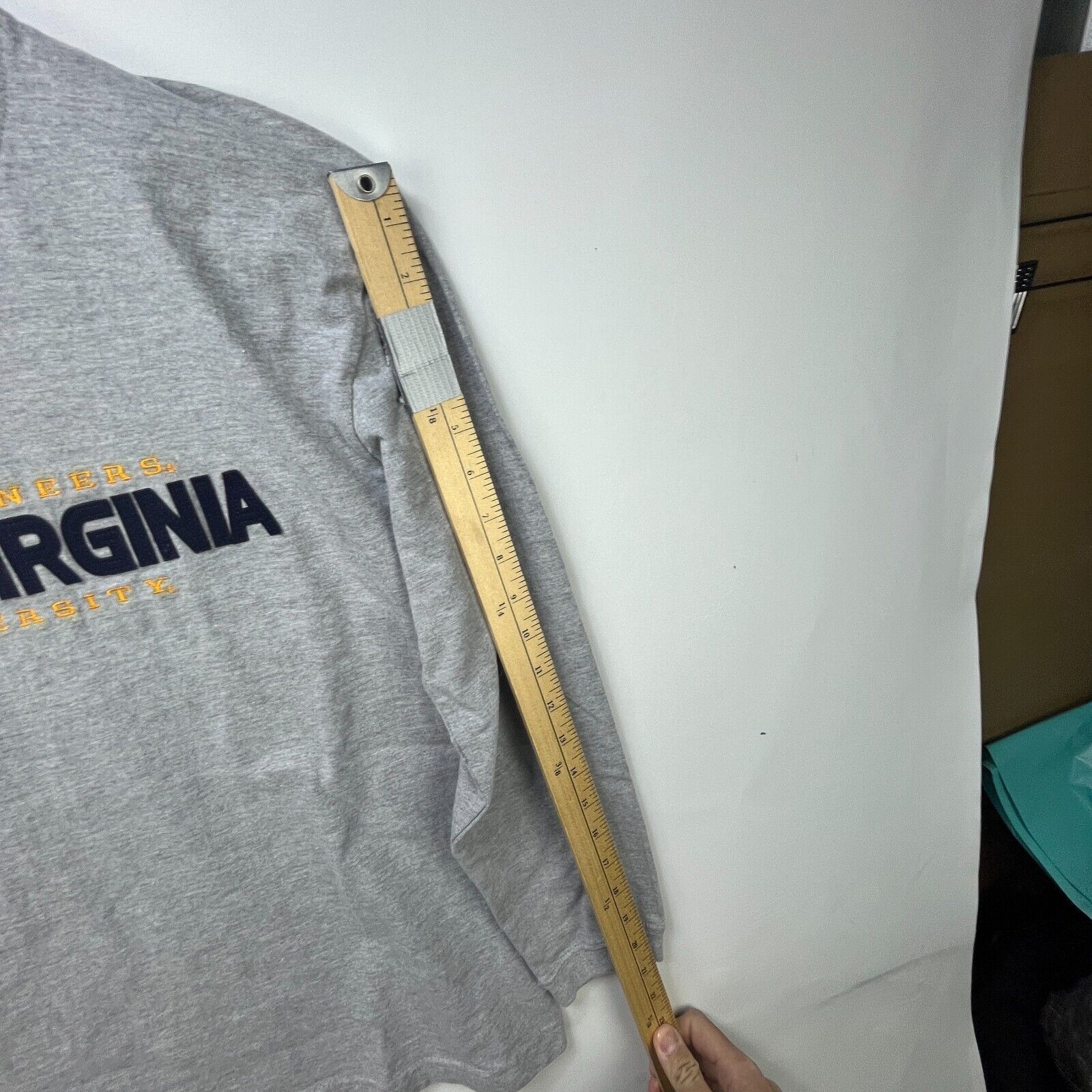 Vintage Vintage 90s West Virginia Mountaineers Youth XL Embroidered Size US XL / EU 56 / 4 - 8 Thumbnail