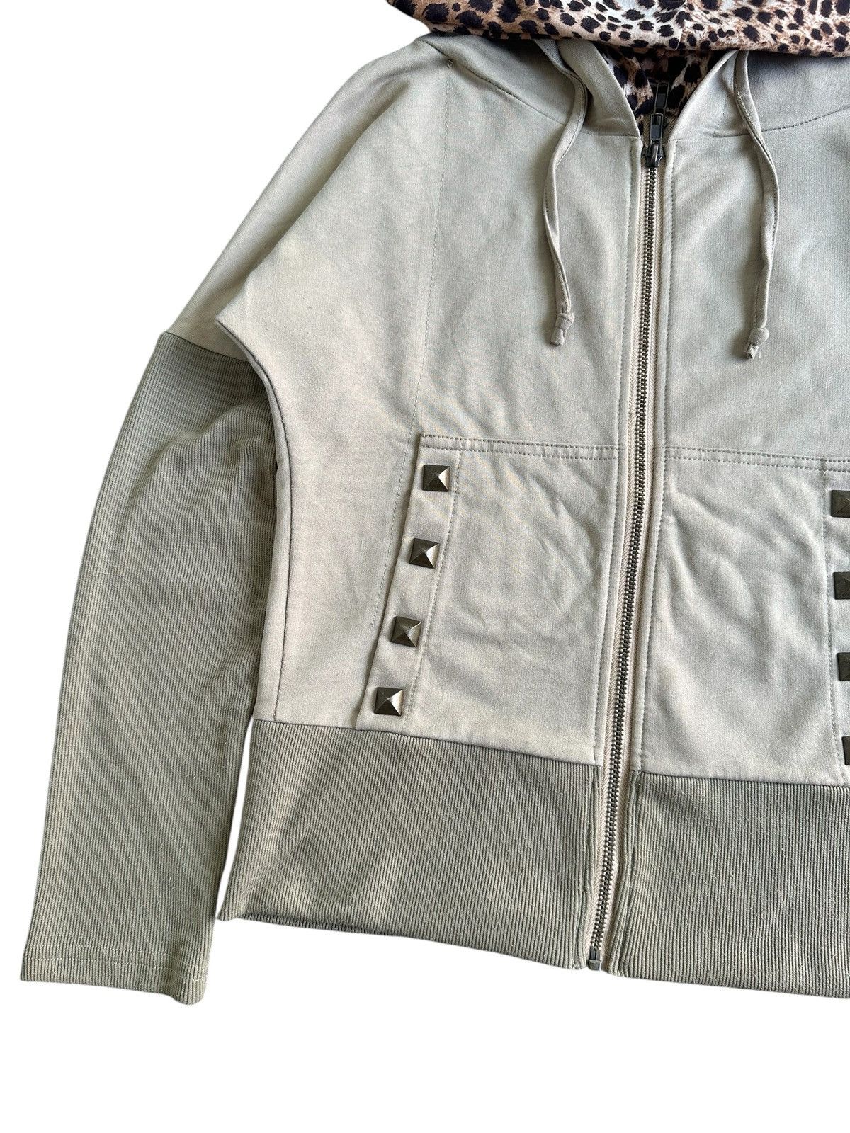 Beauty Beast 2000s STUDDED DOUBLE LAYER CROPPED LEOPARD ZIP HOODIE Size M / US 6-8 / IT 42-44 - 4 Thumbnail