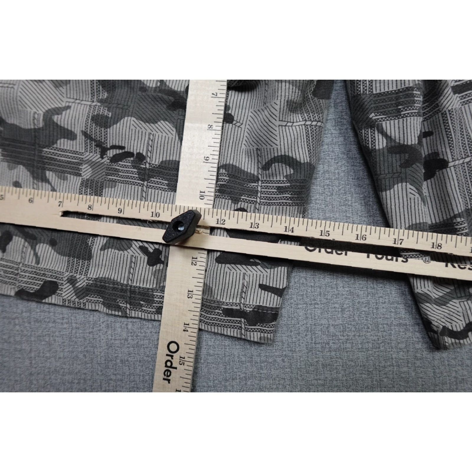 Phat Farm Phat Farm Mens Cargo Short 44 Gray Athletic 5-Pocket Outdoor Casual Hip Hop Baggy Camouflage Cotton Denim Style Size US 44 / EU 60 - 4 Thumbnail