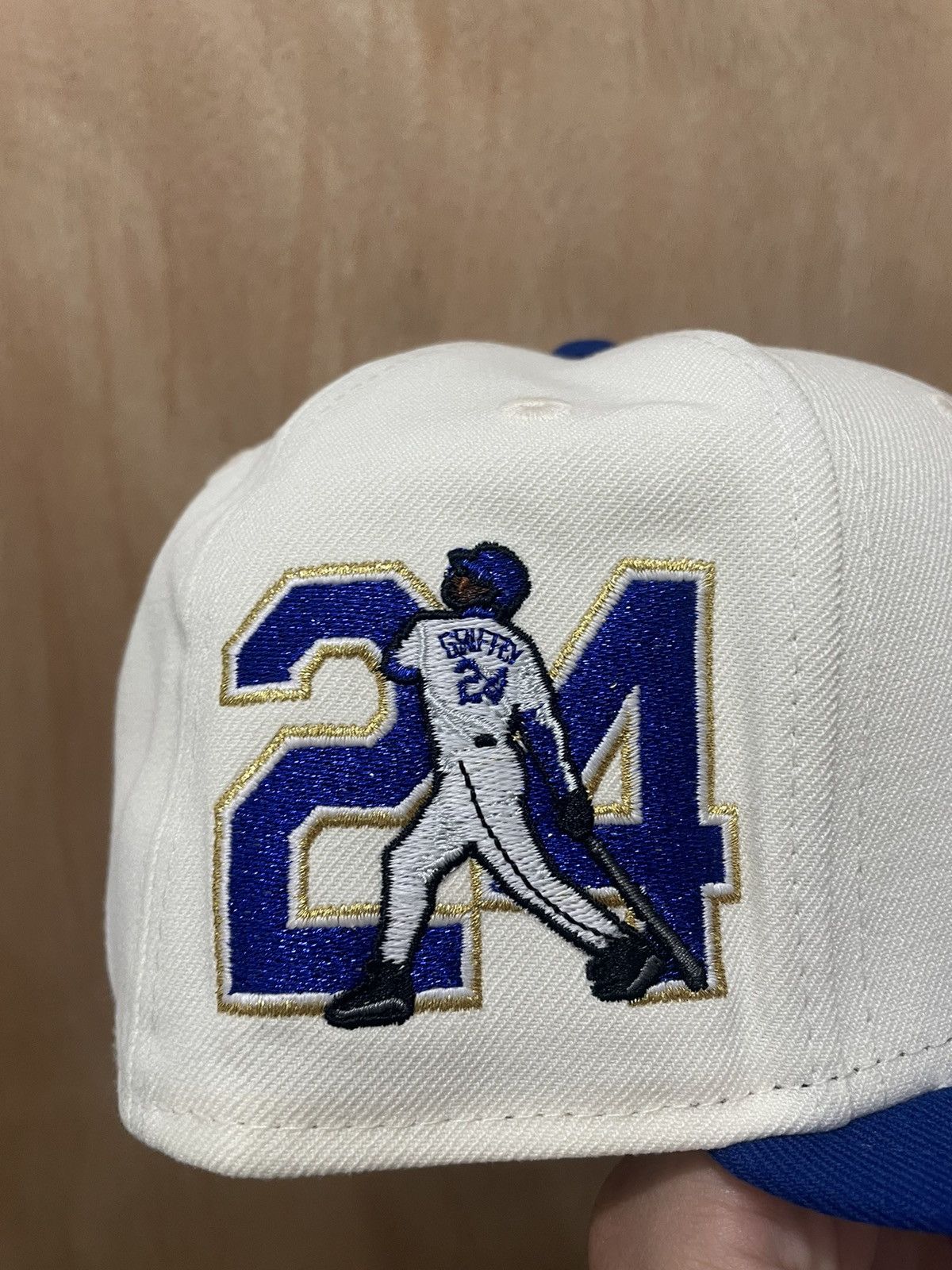 New Era Seattle Mariners Ken Griffey Jr #24 Side Patch 7 1/8 Size ONE SIZE - 4 Thumbnail