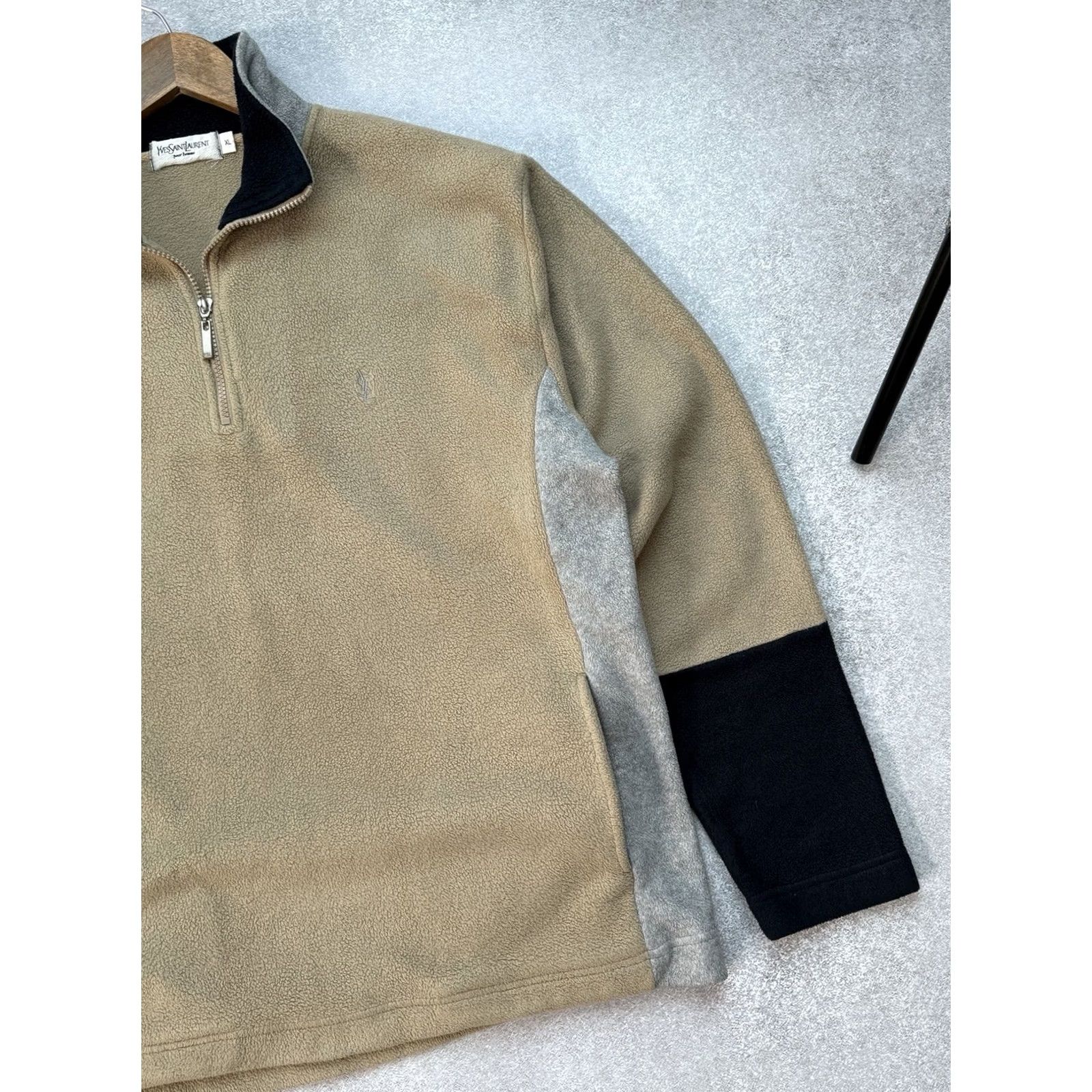Yves Saint Laurent VINTAGE Yves Saint Laurent Men Distressed Fleece 1/4 Zip High Neck Sweatshirt Size US XL / EU 56 / 4 - 4 Thumbnail