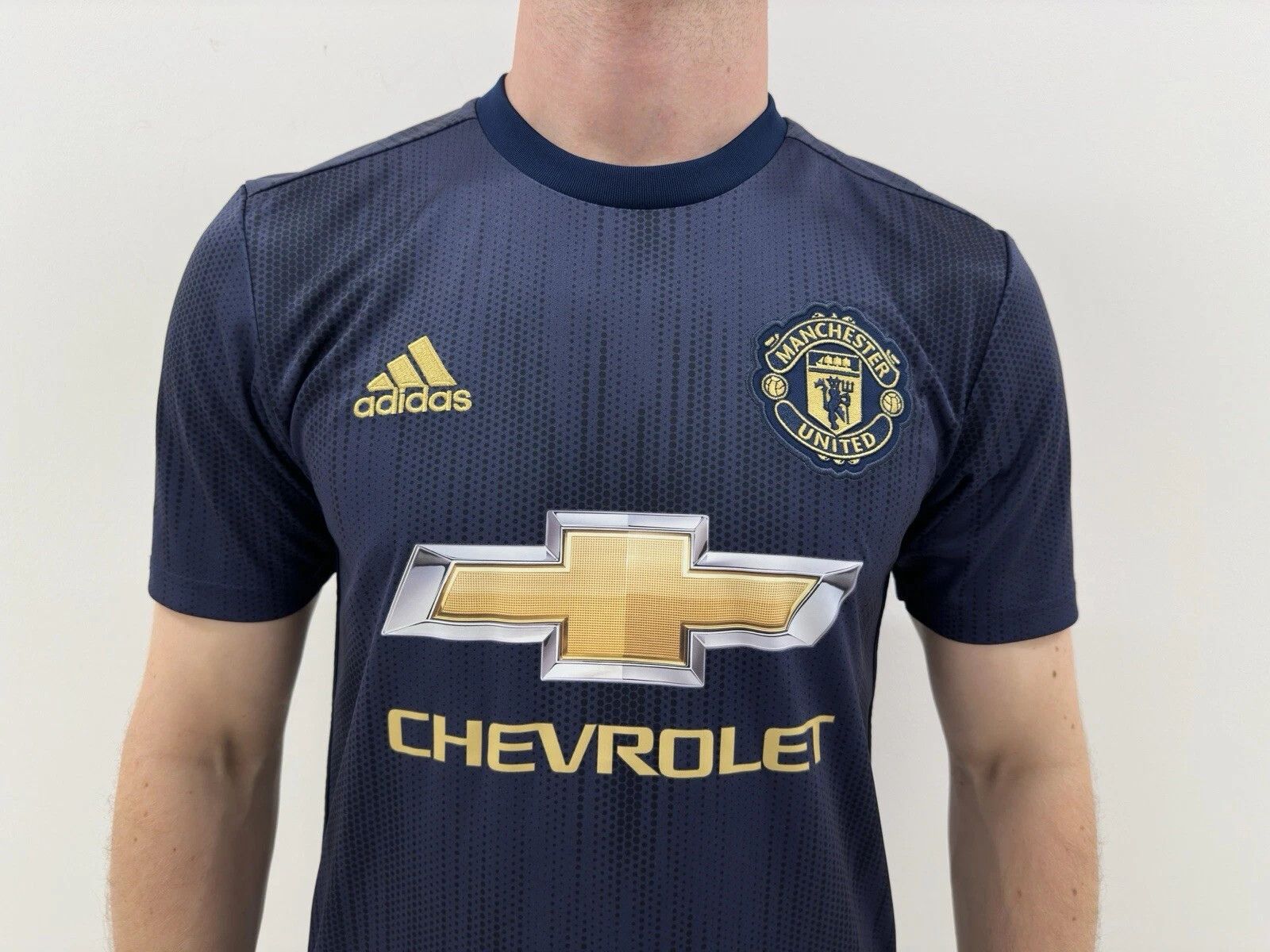 Adidas Manchester United 2018 2019 Third 3rd Jersey Soccer Football Size US S / EU 44-46 / 1 - 2 Thumbnail