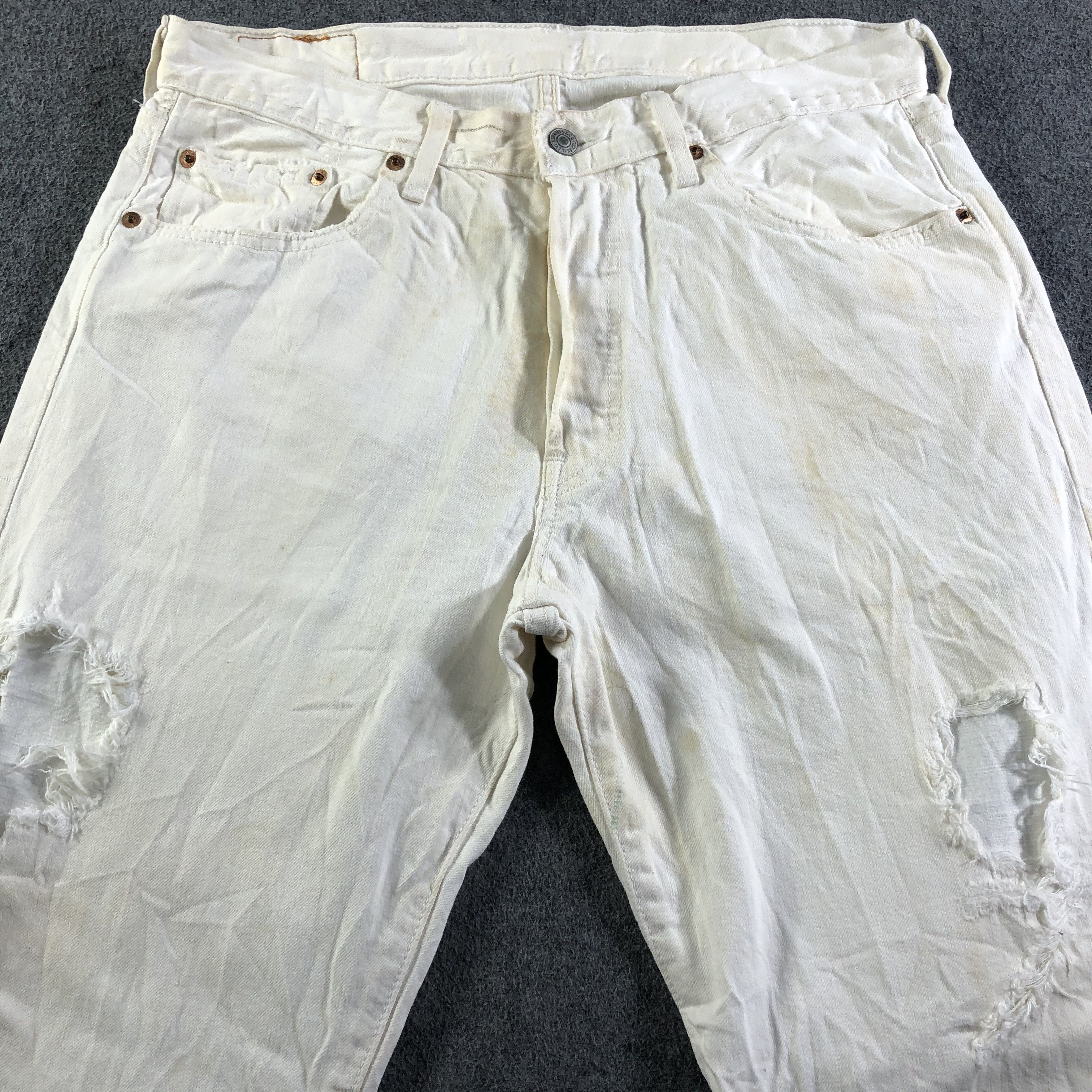 Levi's 90s Vintage Light Wash Levis 501 Jeans-J3988 Size US 34 / EU 50 - 3 Thumbnail
