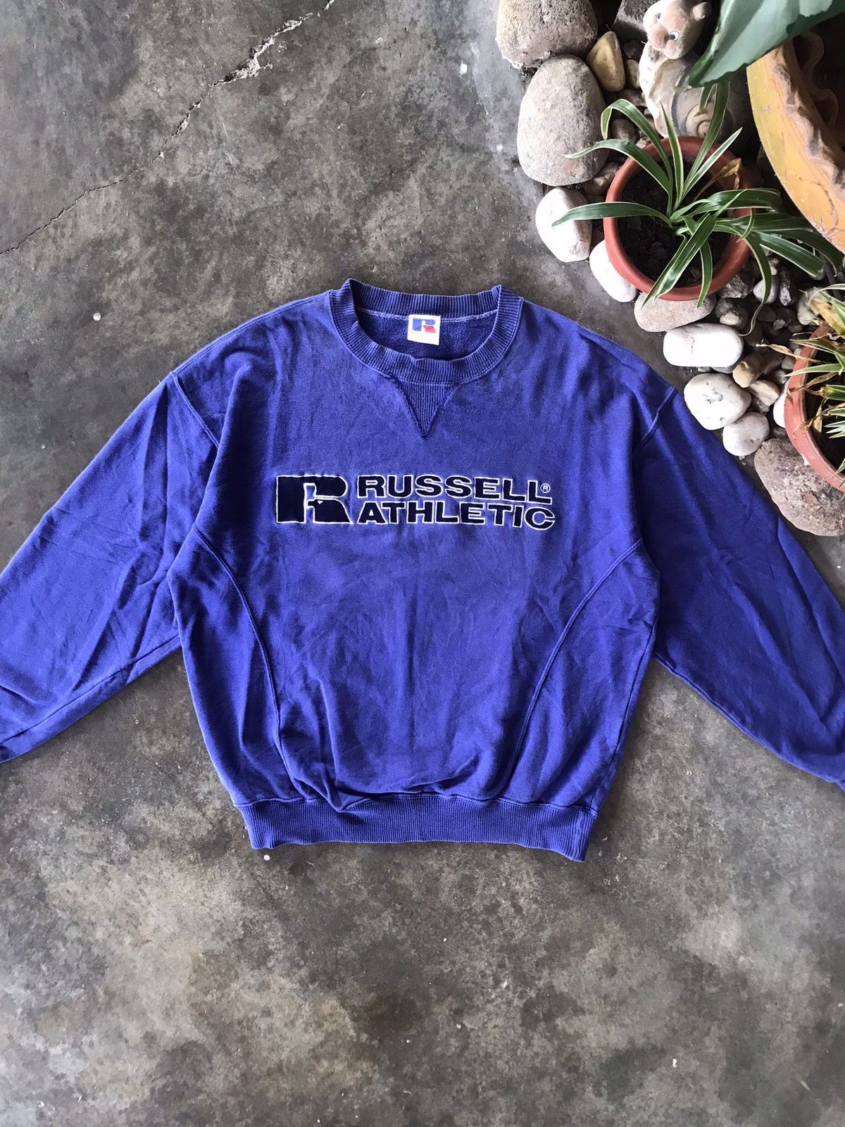 Russell Athletic × Vintage VTG Faded Russell Athletic Purple Spellout Size L / US 10 / IT 46 - 5 Thumbnail