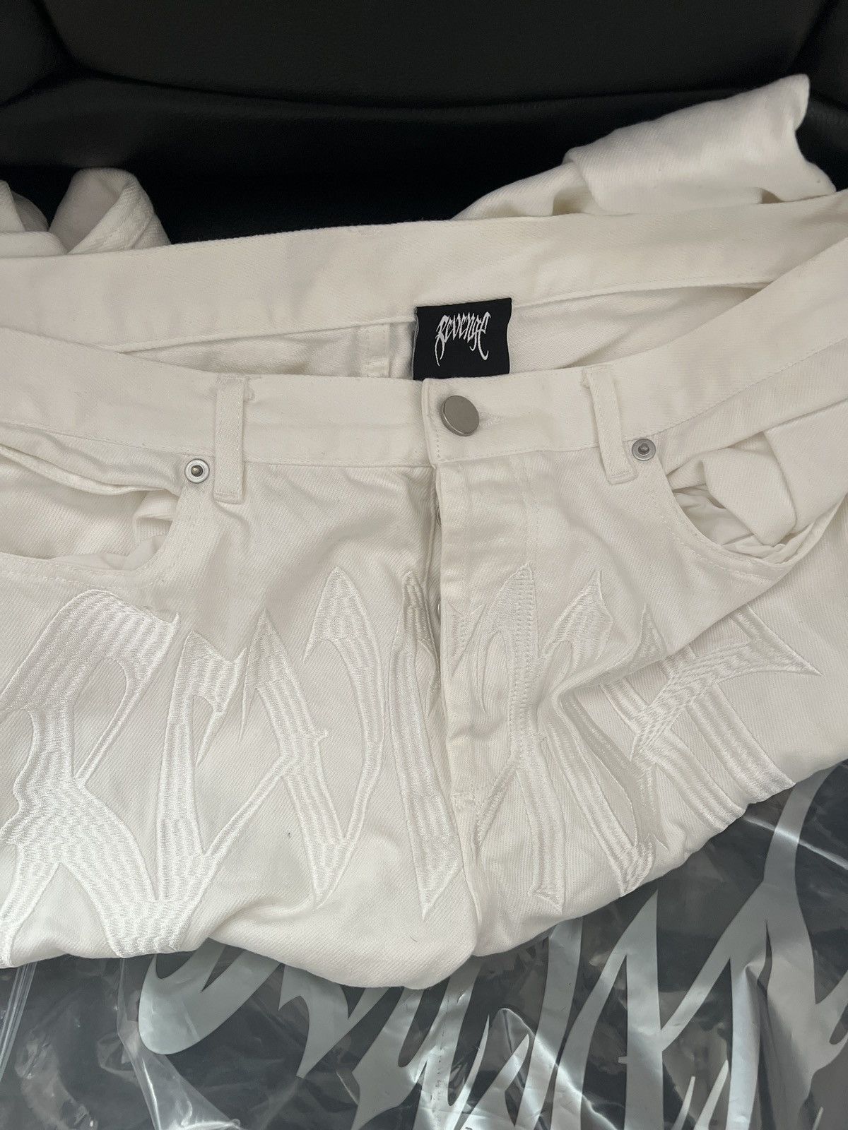Revenge Revenge embroidered white denim jeans Size US 34 / EU 50 - 8 Thumbnail