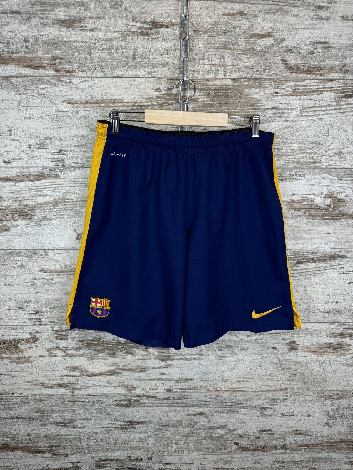 Nike × Vintage Mens Vintage Nike FC Barcelona Soccer shorts football Size US 32 / EU 48 - 1 Thumbnail