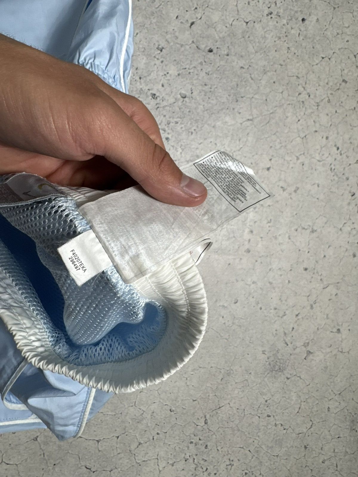 Nike Nike Vintage Nylon Track Pants Baggy Swoosh TN Blue Size US 32 / EU 48 - 5 Thumbnail