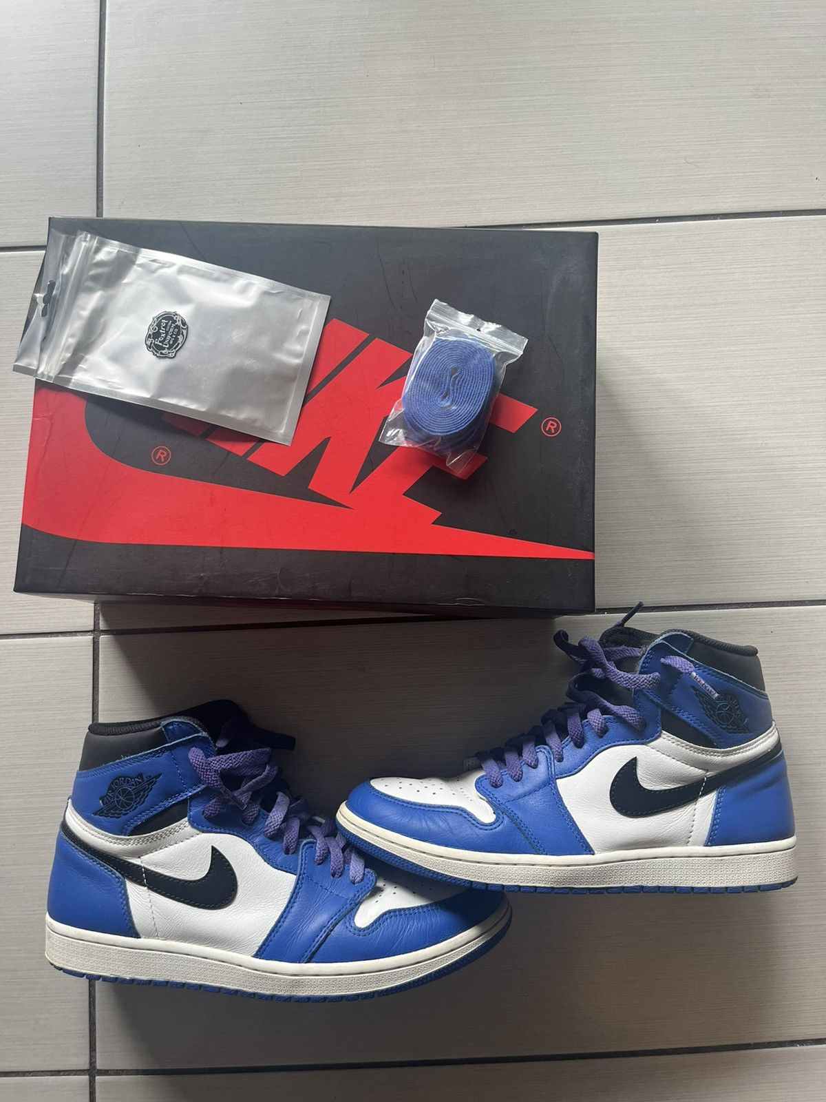 Jordan Brand Jordan 1 Game Royal Size US 10.5 / EU 43-44 - 8 Thumbnail