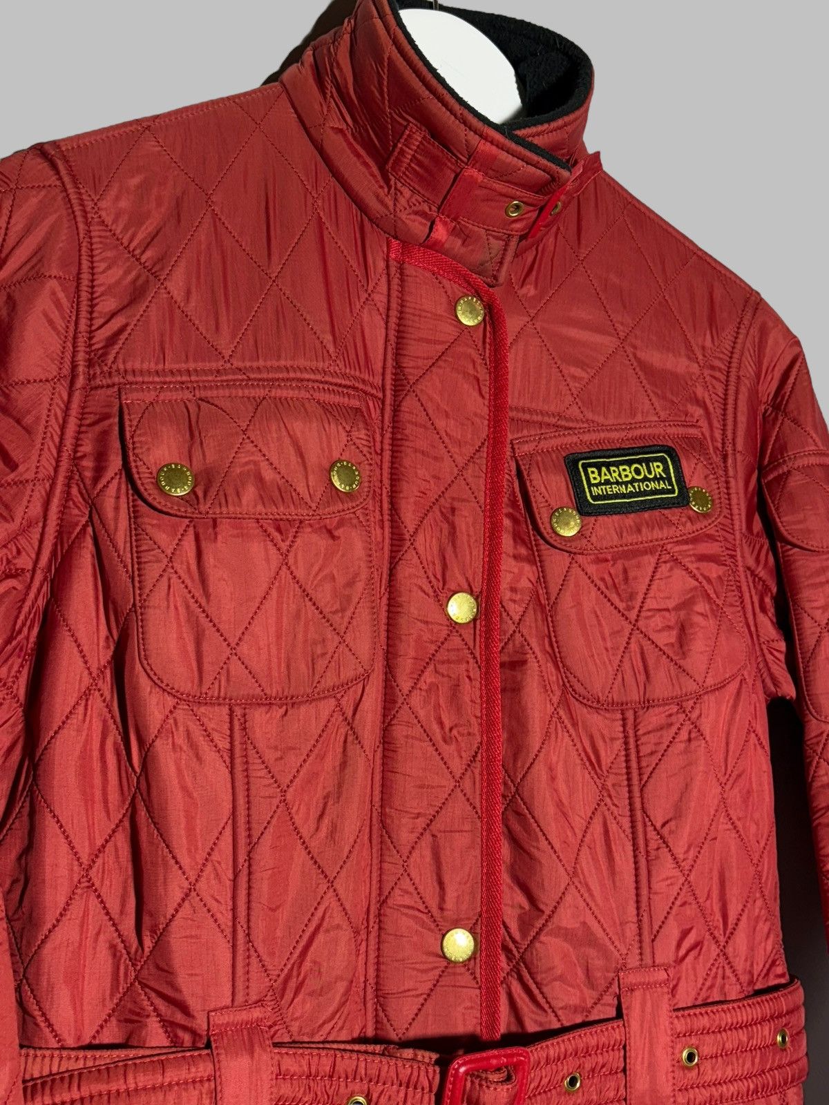 Barbour 🔥 BARBOUR INTERNATIONAL BELTED QUILTED JACKET MOTO HOT RED Size M / US 6-8 / IT 42-44 - 4 Thumbnail