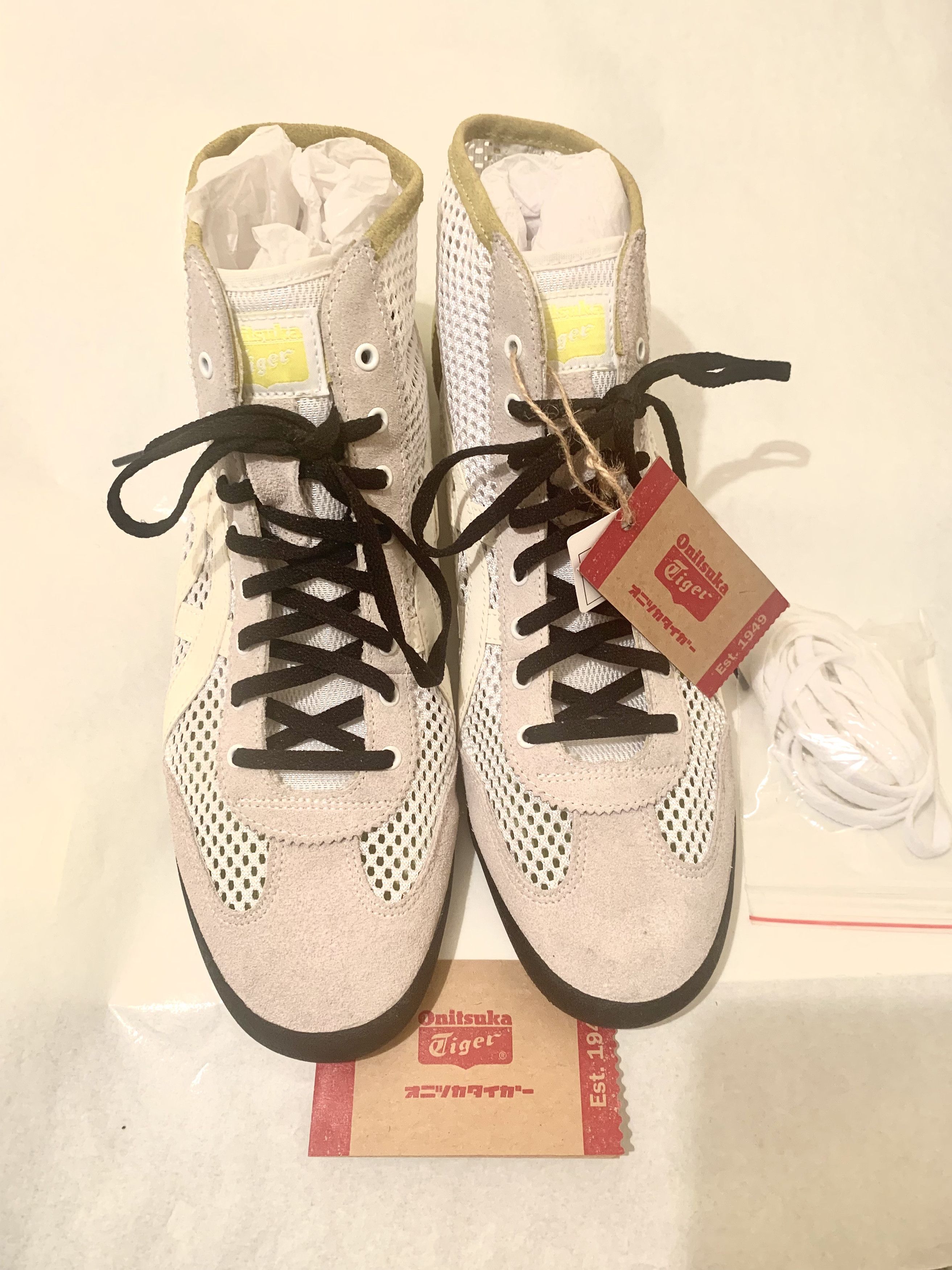 image of Andrea Pompilio x Onitsuka Tiger Mexico Midrunner Dx Shoes in White, Men's (Size 11)