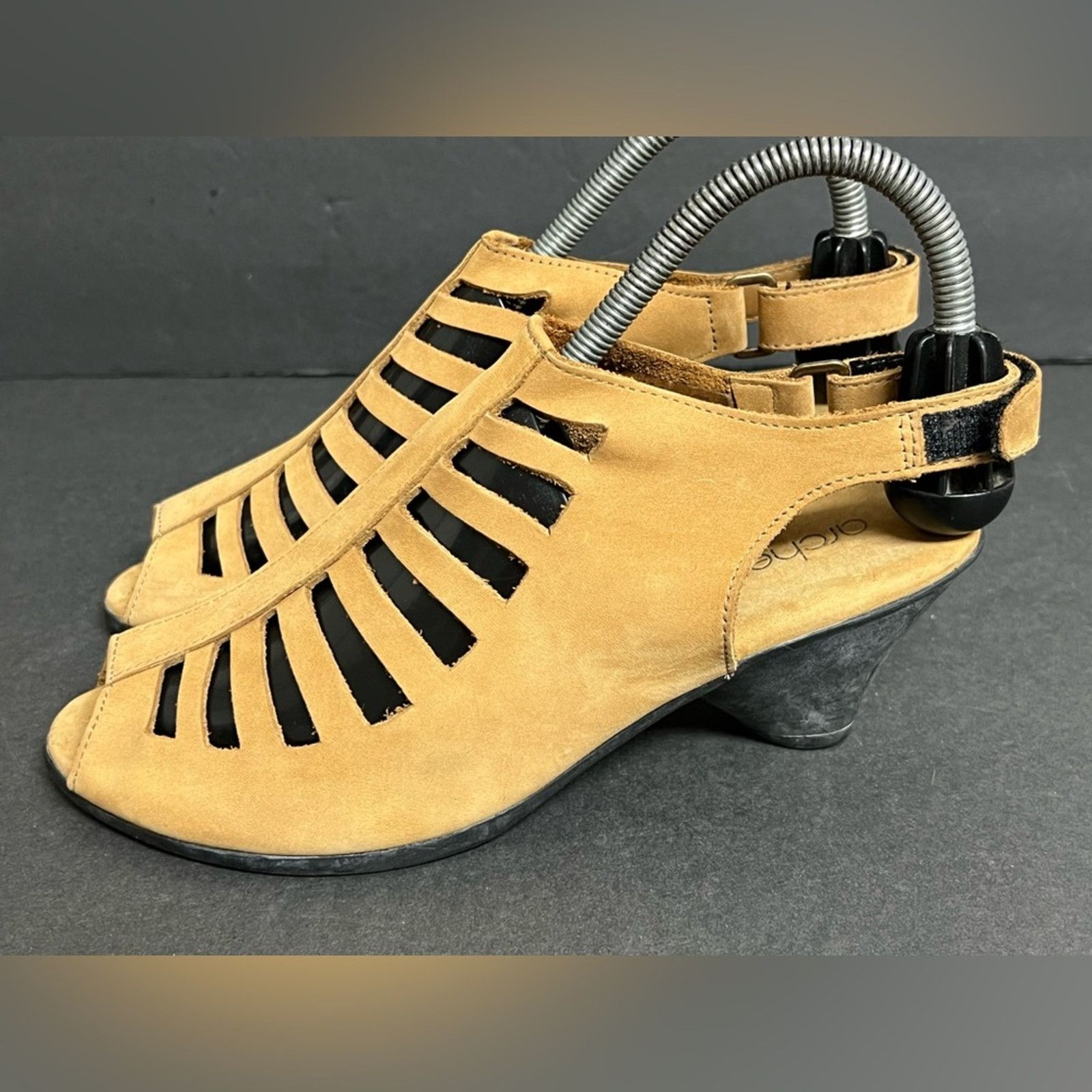 Other Arche LN Womens 39 8 Soexor Sandal Shoe Tan Leather Toe Heel Size US 8 / IT 38 - 1 Thumbnail