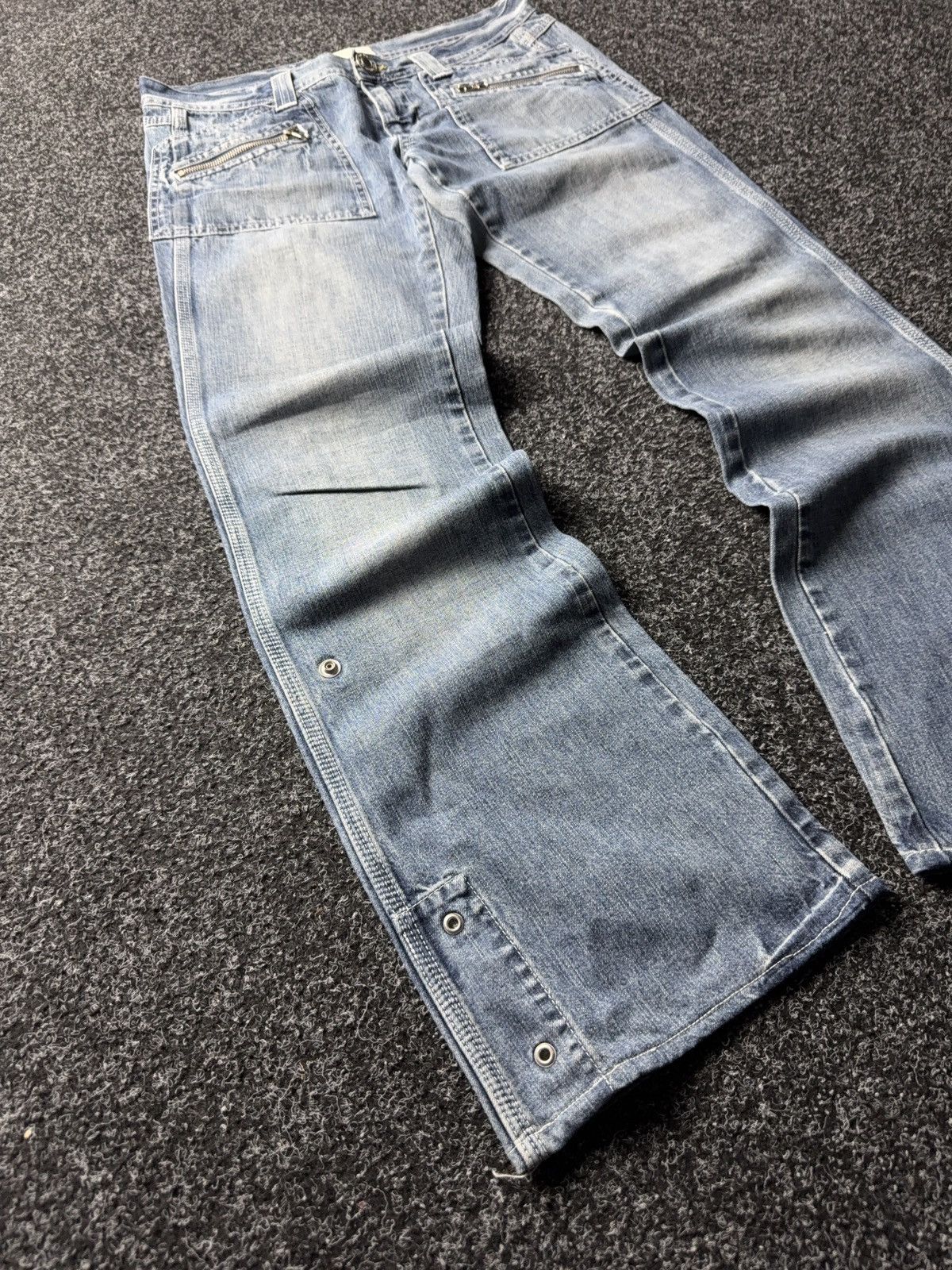 United Colors Of Benetton Retro 90s Benetton Y2K zip pocket wide leg denim jeans 28 Size 30" / US 8 / IT 44 - 2 Thumbnail