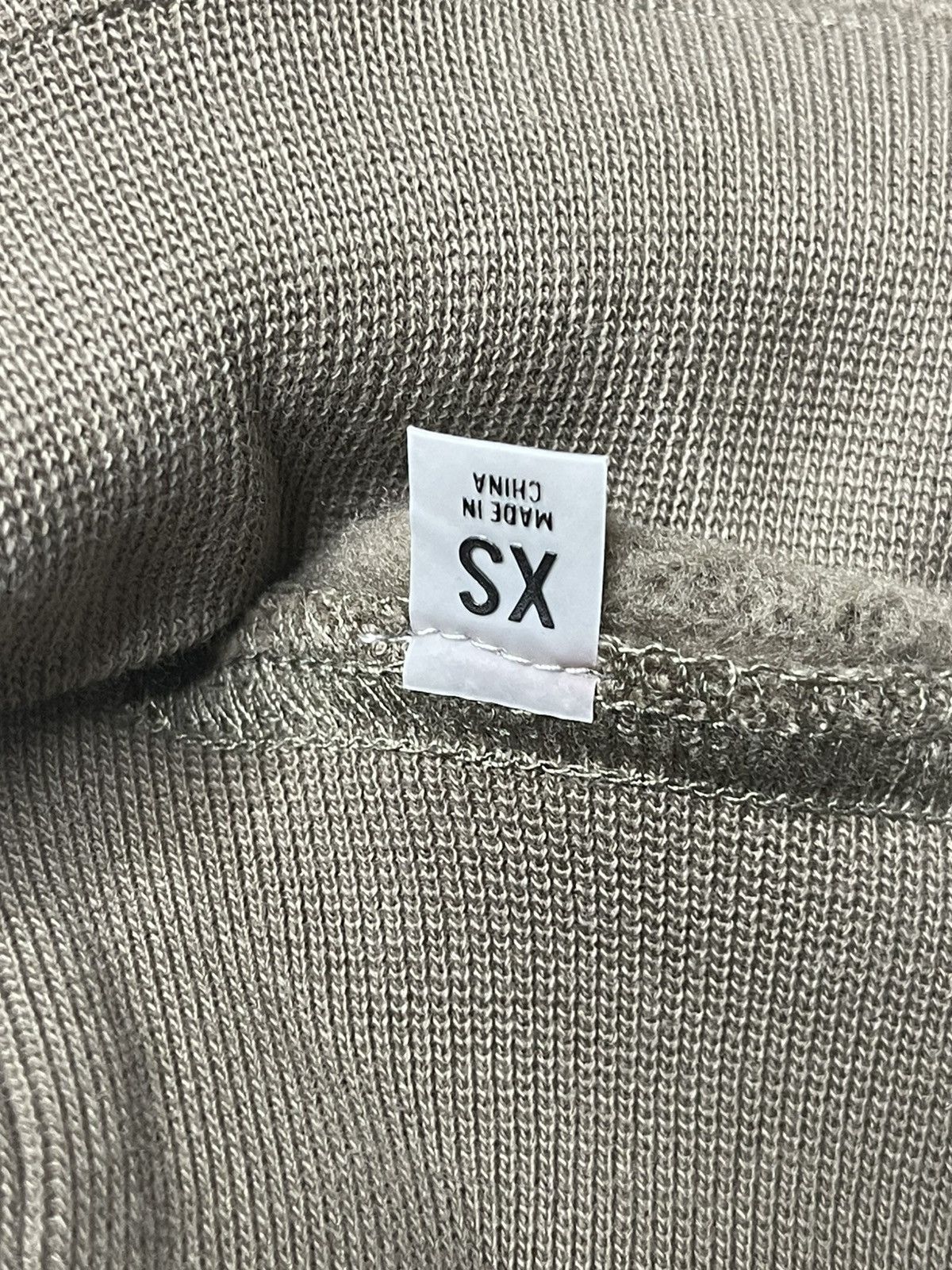 Essentials Fear of God Essentials Relaxed Crewneck 'Wood' size XS Size US XS / EU 42 / 0 - 8 Thumbnail