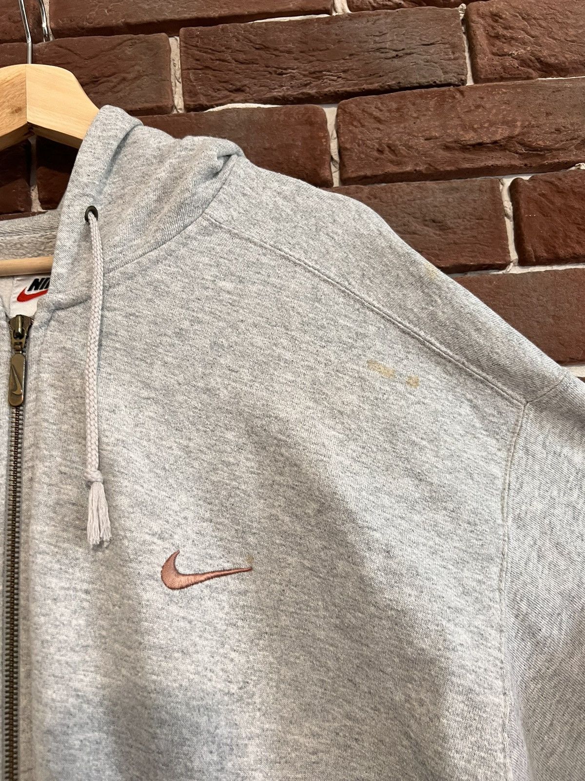 Nike Vintage 90s Nike Small Swoosh Logo White Tag Zip Hoodie XL Size US XL / EU 56 / 4 - 3 Thumbnail