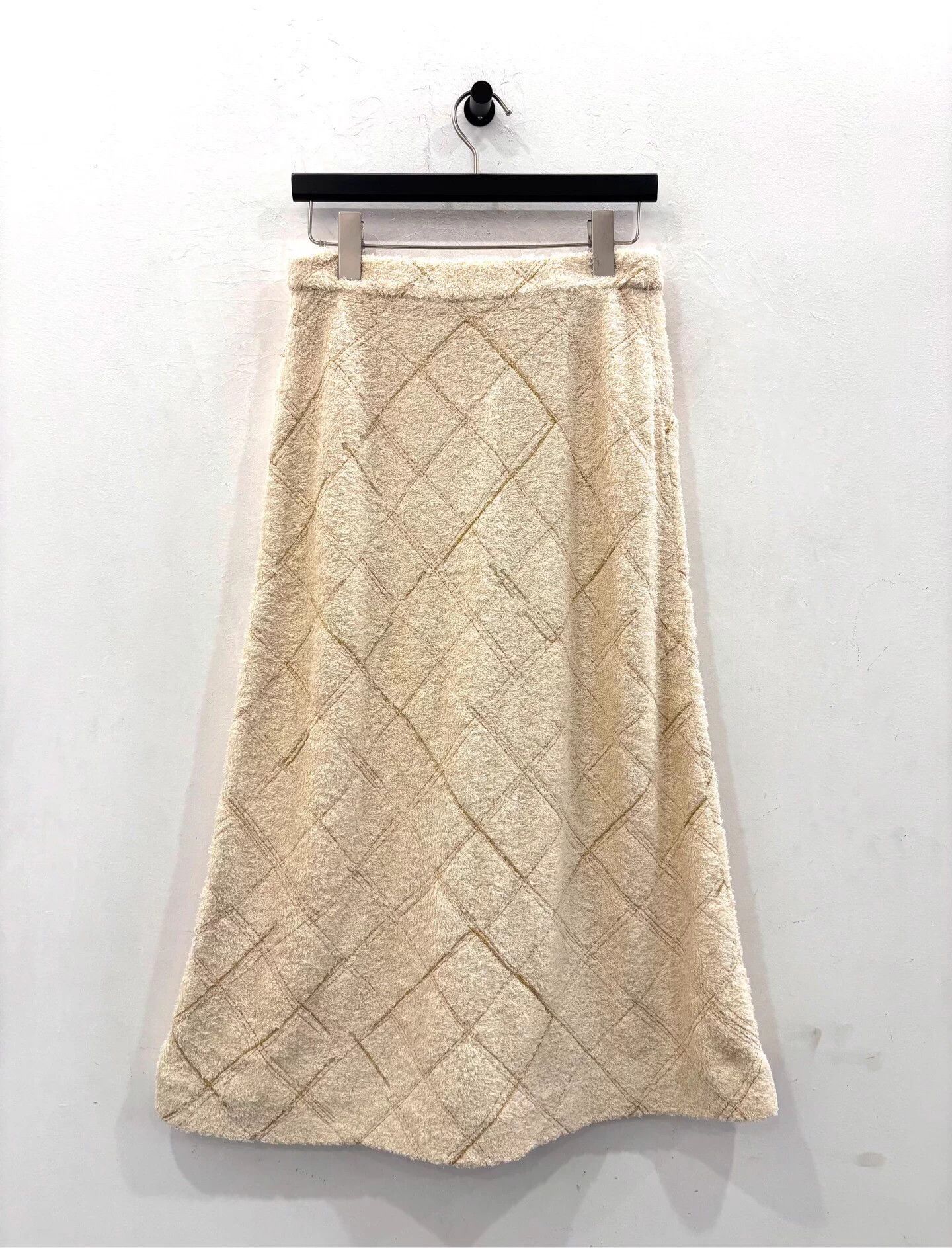 Chanel Chanel 38 ivory terry CC heart gold diamond skirt Size 27" / US 4 / IT 40 - 2 Thumbnail