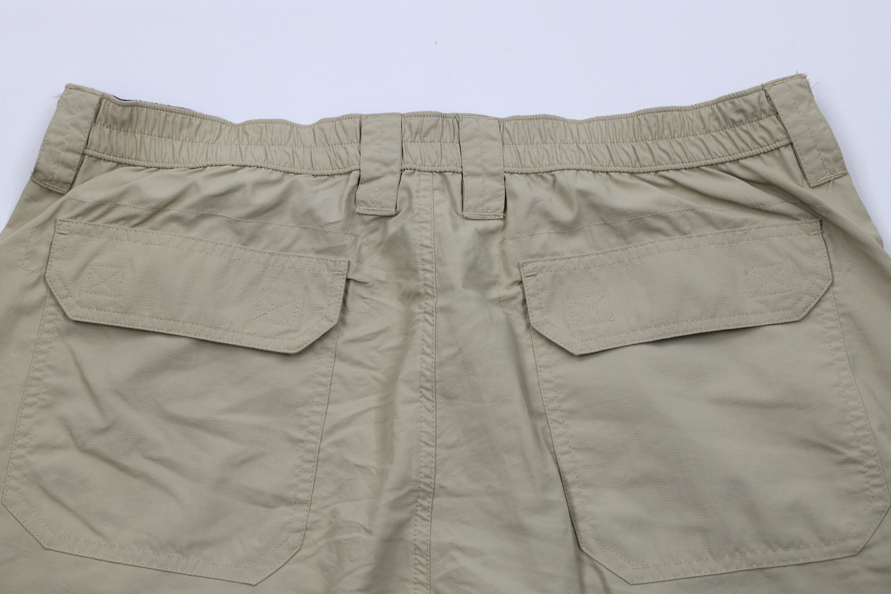 L.L. Bean Vintage LL Bean Outdoor Hiking Trekking Shorts Beige Nylon Size US 34 / EU 50 - 9 Thumbnail