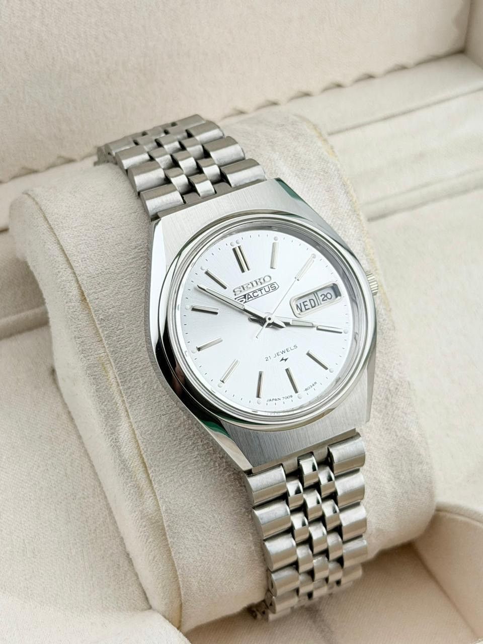 Seiko Vintage Seiko 5 Actus Men's Wrist Automatic Watch|Day-Date Size 36 - 2 Thumbnail