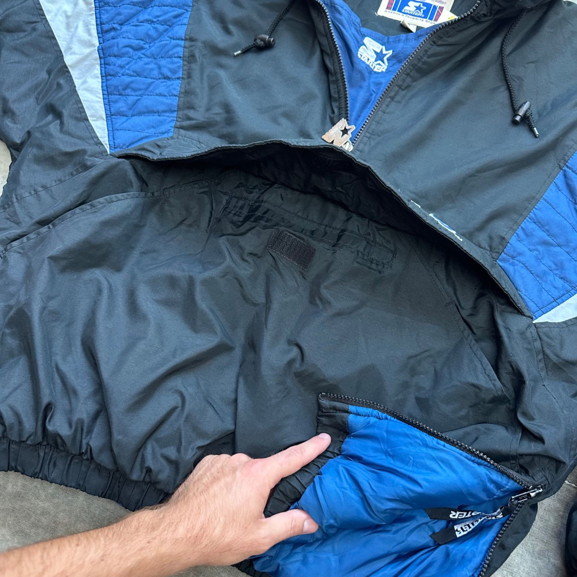 Vintage Vintage Starter Dallas Cowboys NFL Pullover Puffer Jacket Size US XL / EU 56 / 4 - 3 Thumbnail