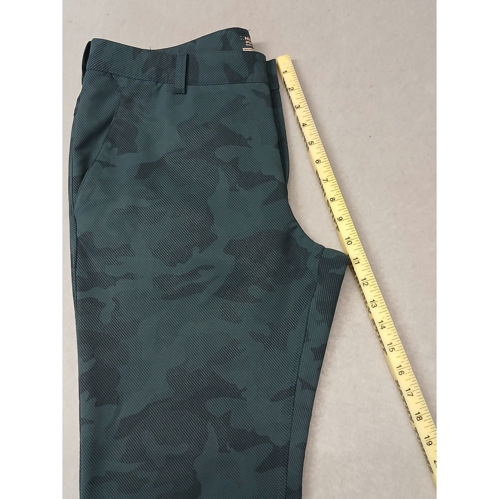 Nike Nike (34x30) Men's Straight Green Camo Dri-Fit Golf Trousers Size US 34 / EU 50 - 6 Thumbnail