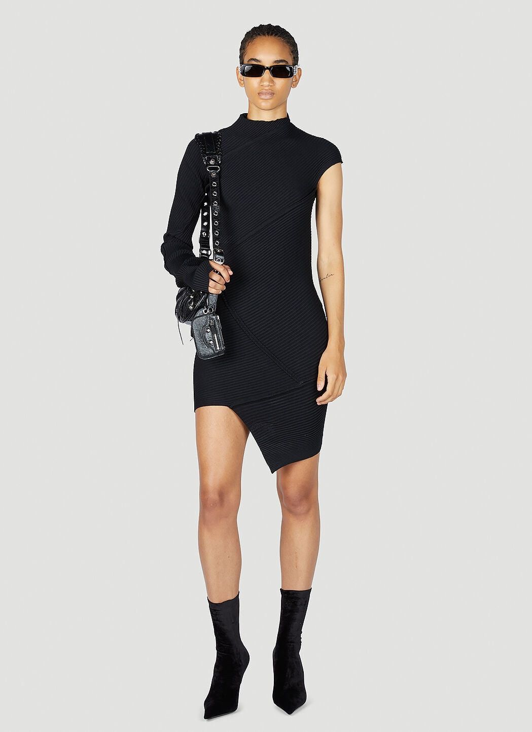 Balenciaga o1y0625 Mini Dress in Black Size S / US 4 / IT 40 - 5 Thumbnail