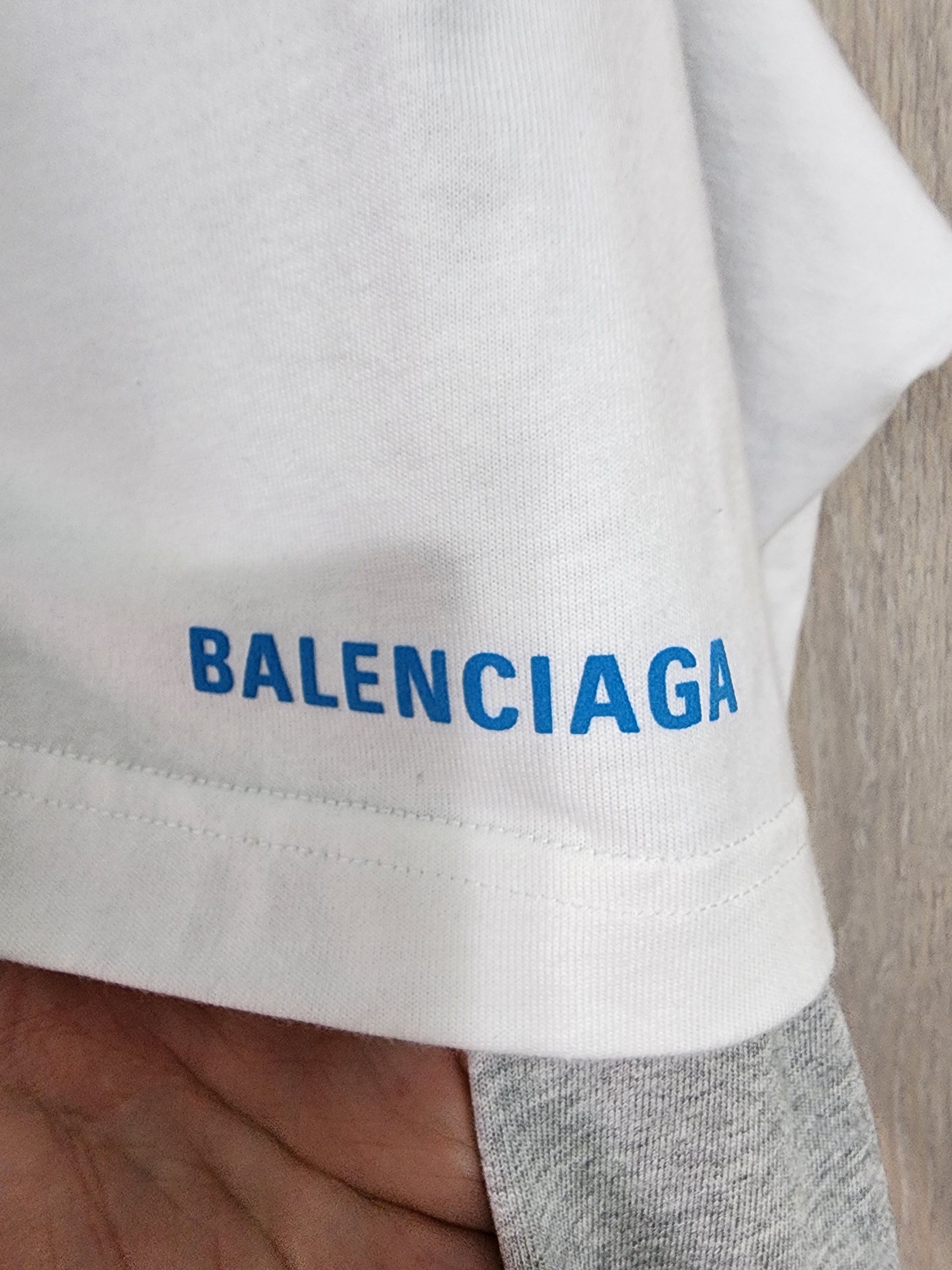 Balenciaga World Food Programme Double Sleeve T-Shirt Size US M / EU 48-50 / 2 - 6 Thumbnail