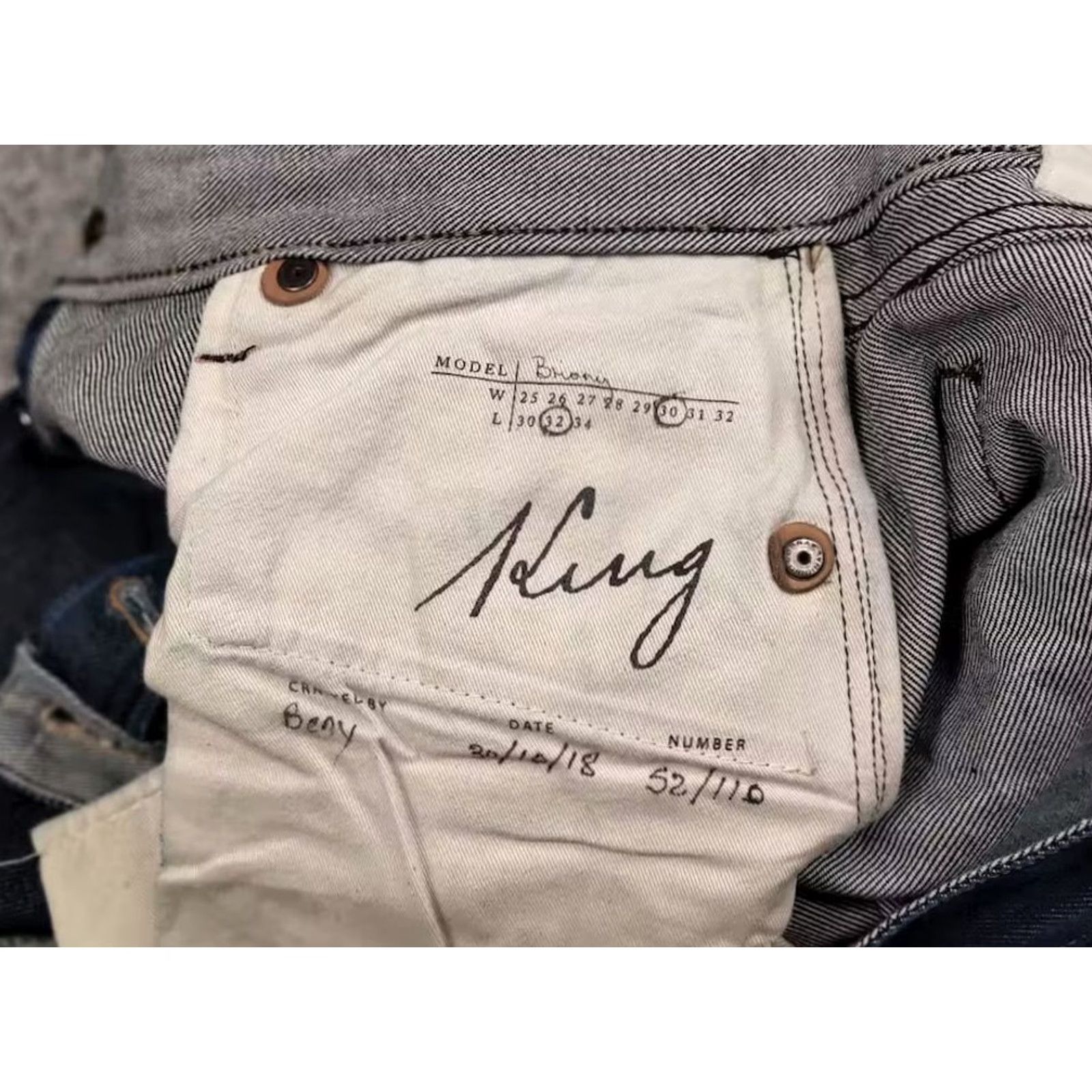 King & Tuckfield VINTAGE King & Tuckfield Jeans 13oz Japan Handcrafted Selvedge Denim Jeans Size US 30 / EU 46 - 4 Thumbnail