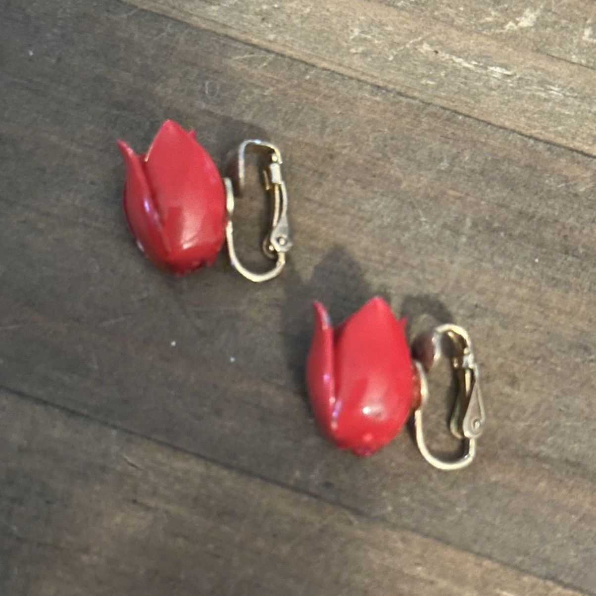 Vintage Vintage red tulip clip on earrings Size ONE SIZE - 3 Thumbnail
