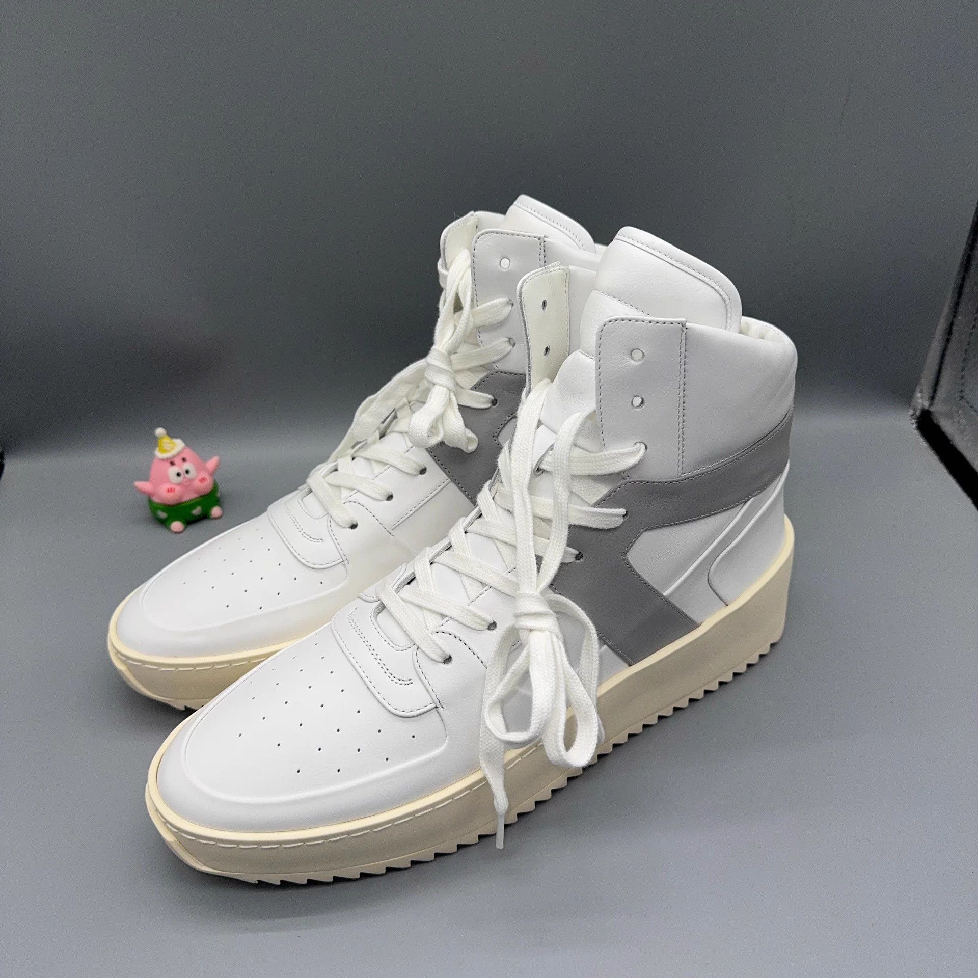 Fear of God Fear of God White 44 Sneaker Size US 11 / EU 44 - 1 Thumbnail