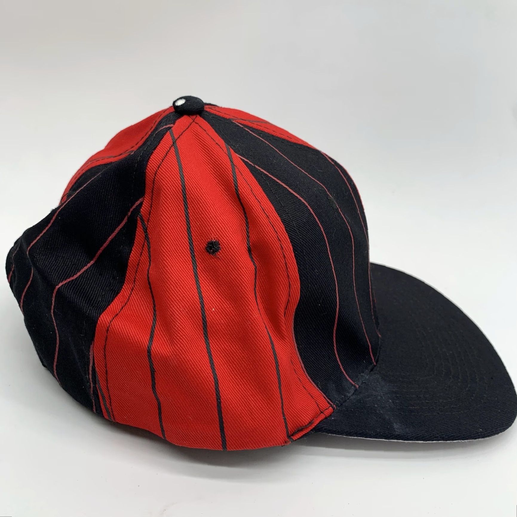 Vintage VINTAGE KC Hat Cap Snap Back Mens One Size Black Red Pinstripe Twill Baseball Size ONE SIZE - 2 Thumbnail