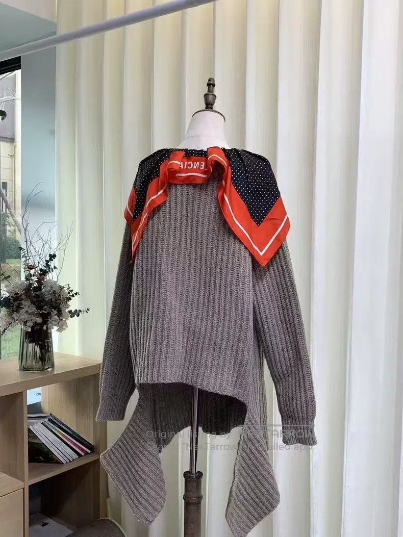 Balenciaga Balenciaga Scarf Logo Collar Knit Sweater Size XS / US 0-2 / IT 36-38 - 3 Thumbnail