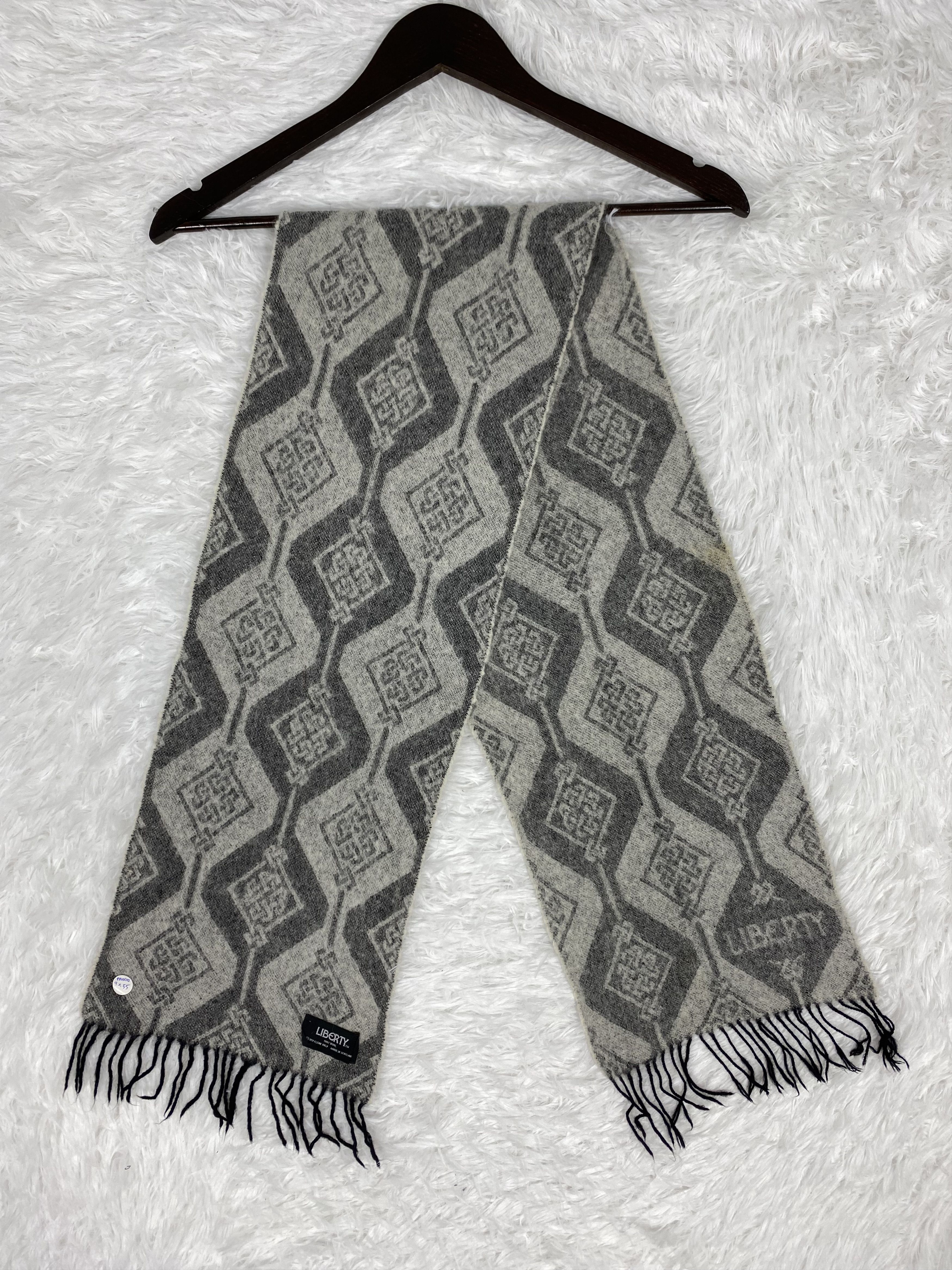 Liberty Vintage Liberty Scarf / Muffler Neckwear PM0012 Size ONE SIZE - 1 Thumbnail