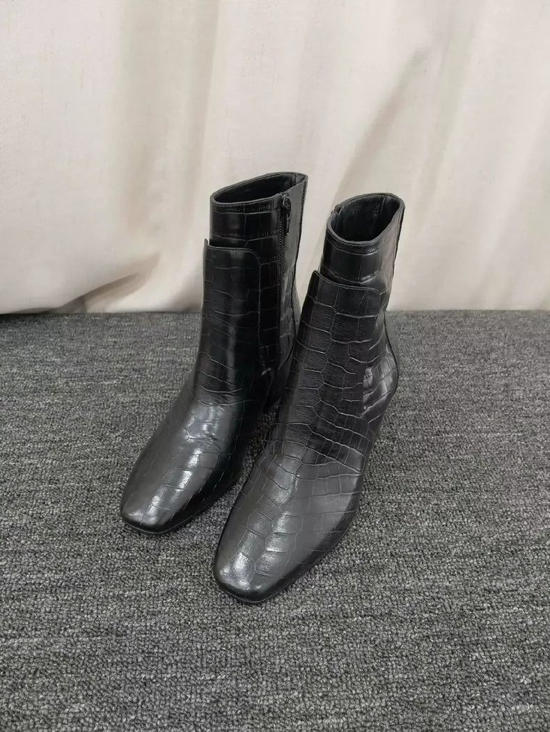 Givenchy Givenchy Ladies' Heel Short Boots Size 35 Size US 4.5 / IT 34.5 - 1 Thumbnail