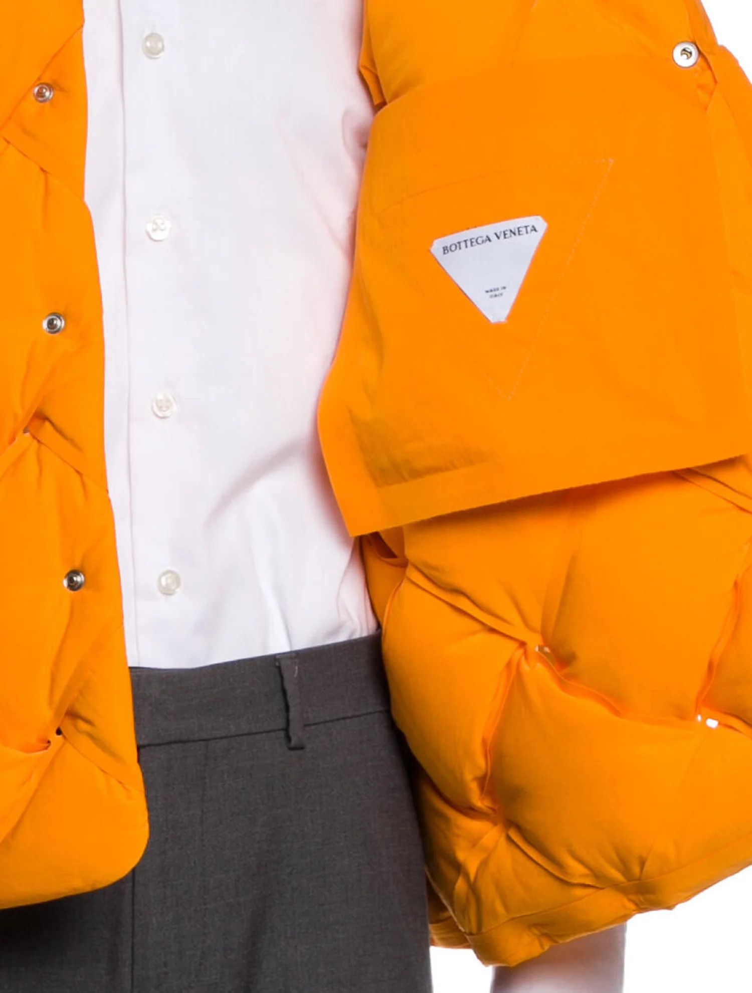 o1w1db10624 Vest in Orange