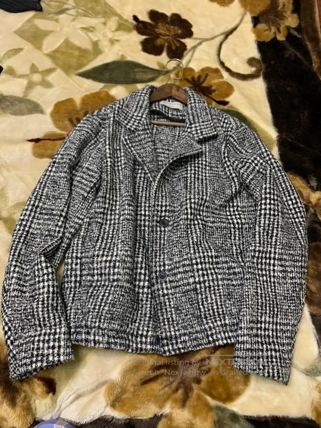 Editions M.R Men's Wool Coat with Check Pattern. Size US M / EU 48-50 / 2 - 5 Thumbnail