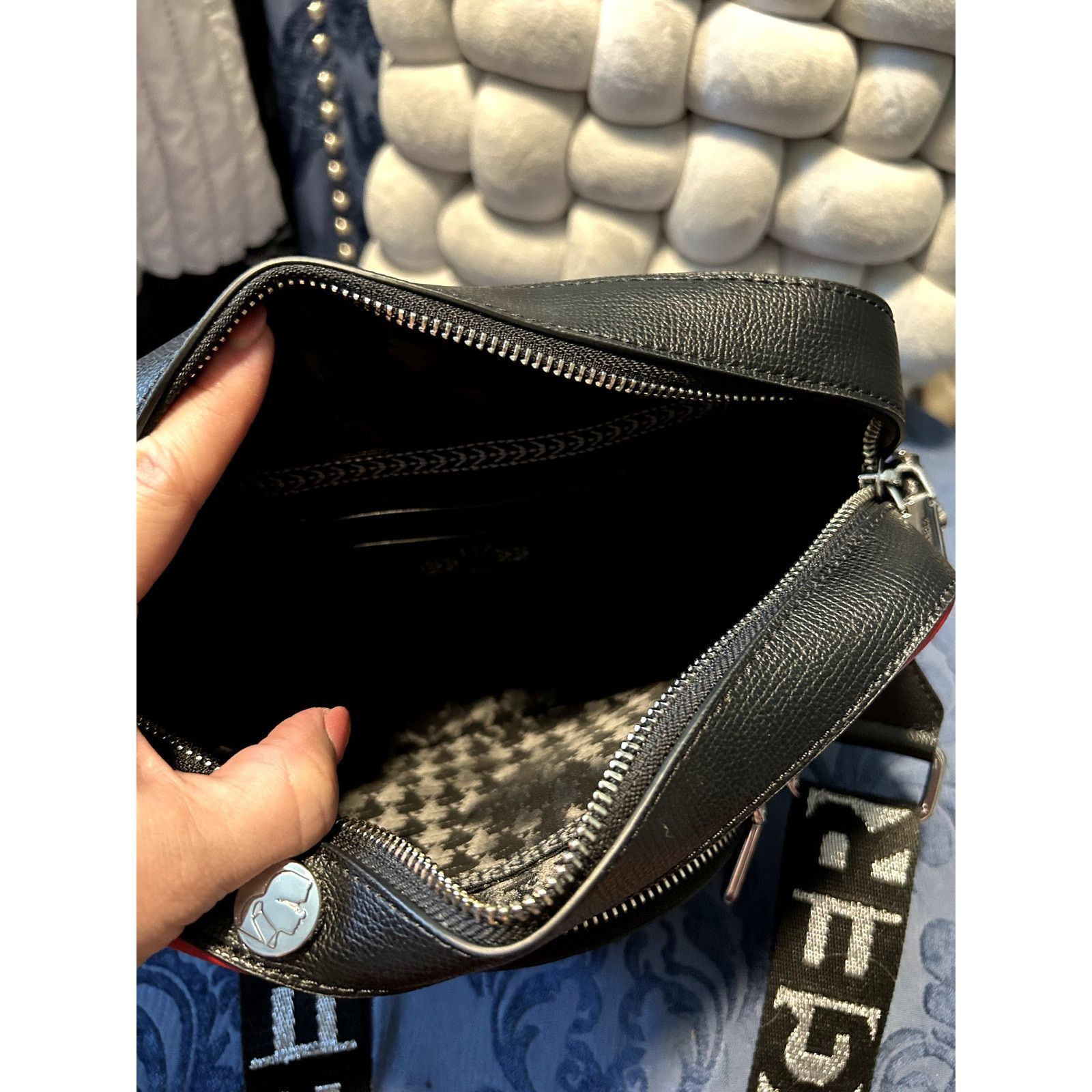 Karl Lagerfeld Karl Lagerfeld Paris Ikons Camera Crossbody Red White Black Size ONE SIZE - 6 Thumbnail
