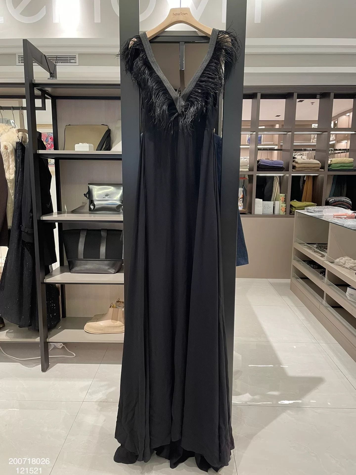 Brunello Cucinelli Brunello Cucinelli Silk Beaded Gown S Size US 36 / EU 52 - 1 Thumbnail