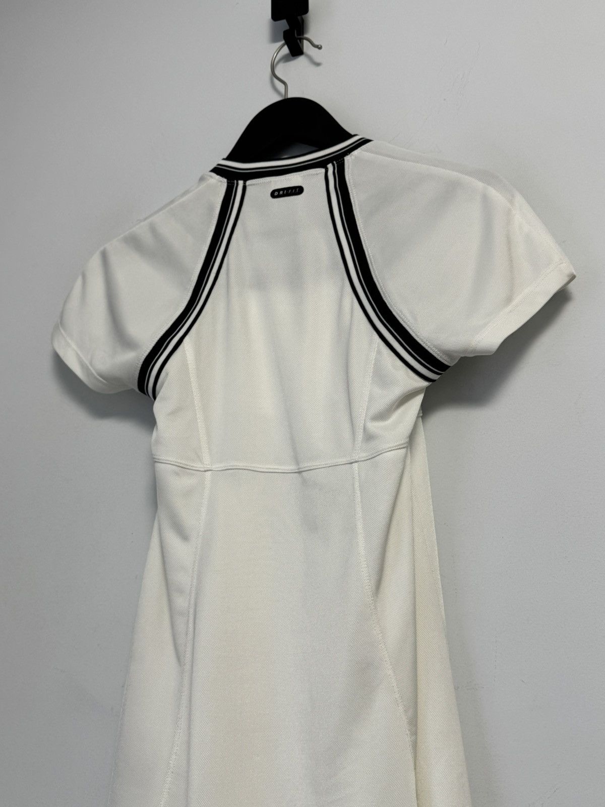 Nike Nike Dress Women’s Block Stitch Court Polo Tennis Vintage Size S / US 4 / IT 40 - 17 Thumbnail