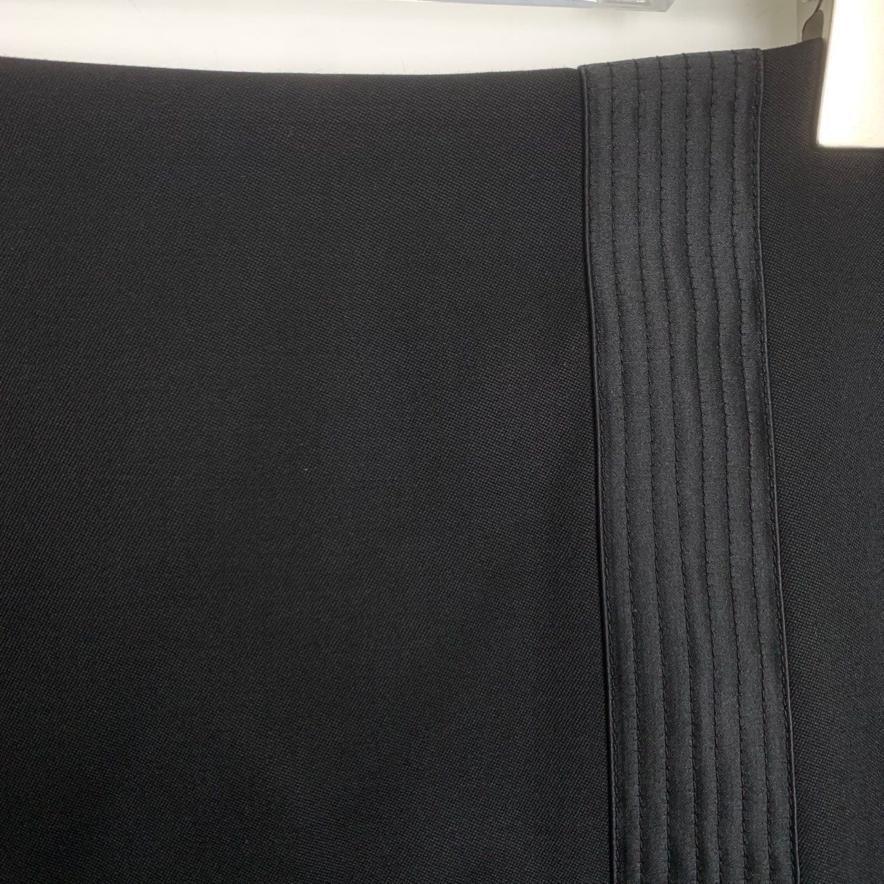 Versace [Versace] Buckle Detail Black Bodycon Mini Skirt 38 Size 38" / US 16 / IT 52 - 4 Thumbnail