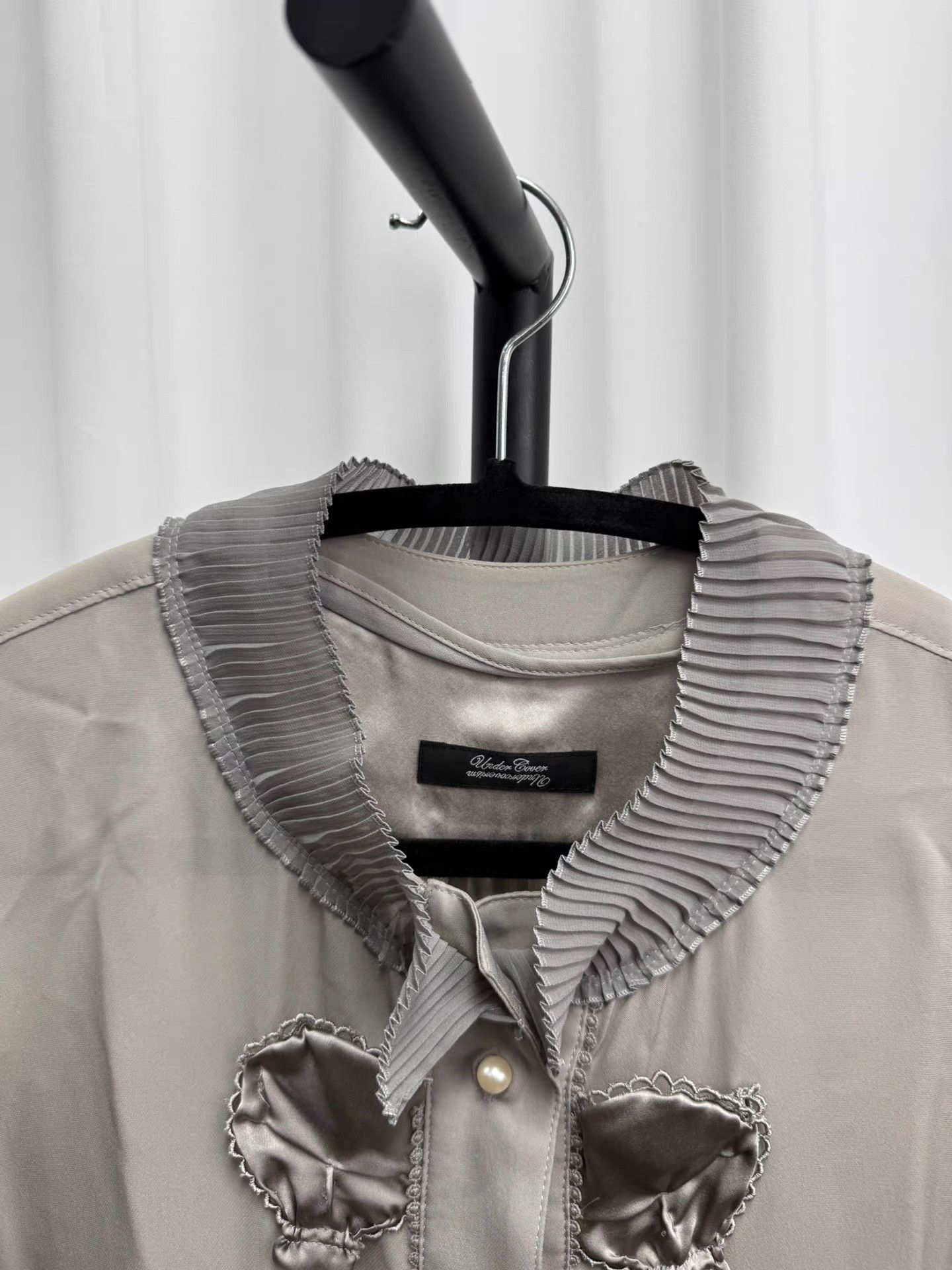 Undercover UNDERCOVER Silk Skull Patch Shirt K20 Size XS / US 0-2 / IT 36-38 - 3 Thumbnail
