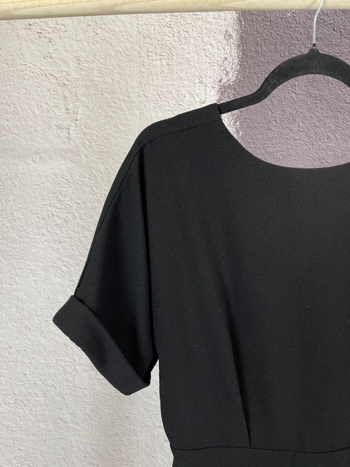 Vintage Yves Saint Laurent vintage black basic classic midi dress Size M / US 6-8 / IT 42-44 - 5 Thumbnail