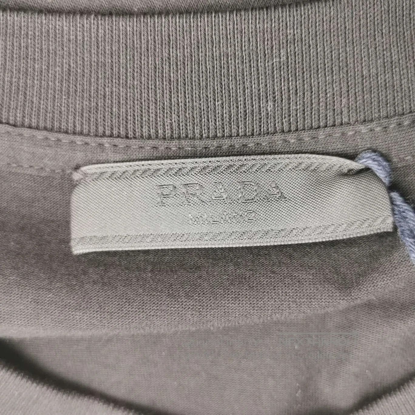 Prada Prada L Cotton Solid Round Neck Short-Sleeve T-Shirt. Size US L / EU 52-54 / 3 - 3 Thumbnail