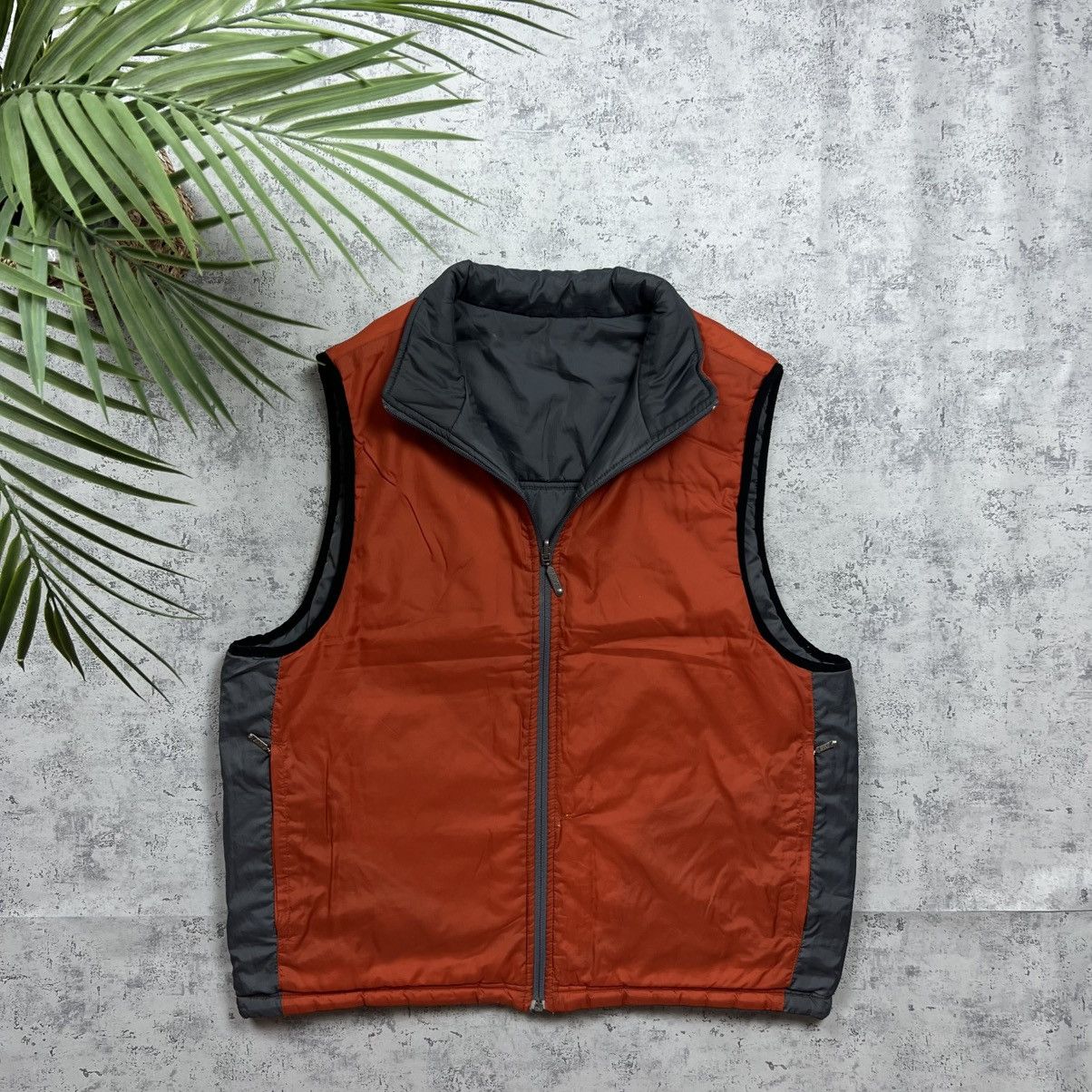 Nike 90s NIKE REVERSIBLE VINTAGE Y2K NYLON RETRO VEST Size US M / EU 48-50 / 2 - 3 Thumbnail