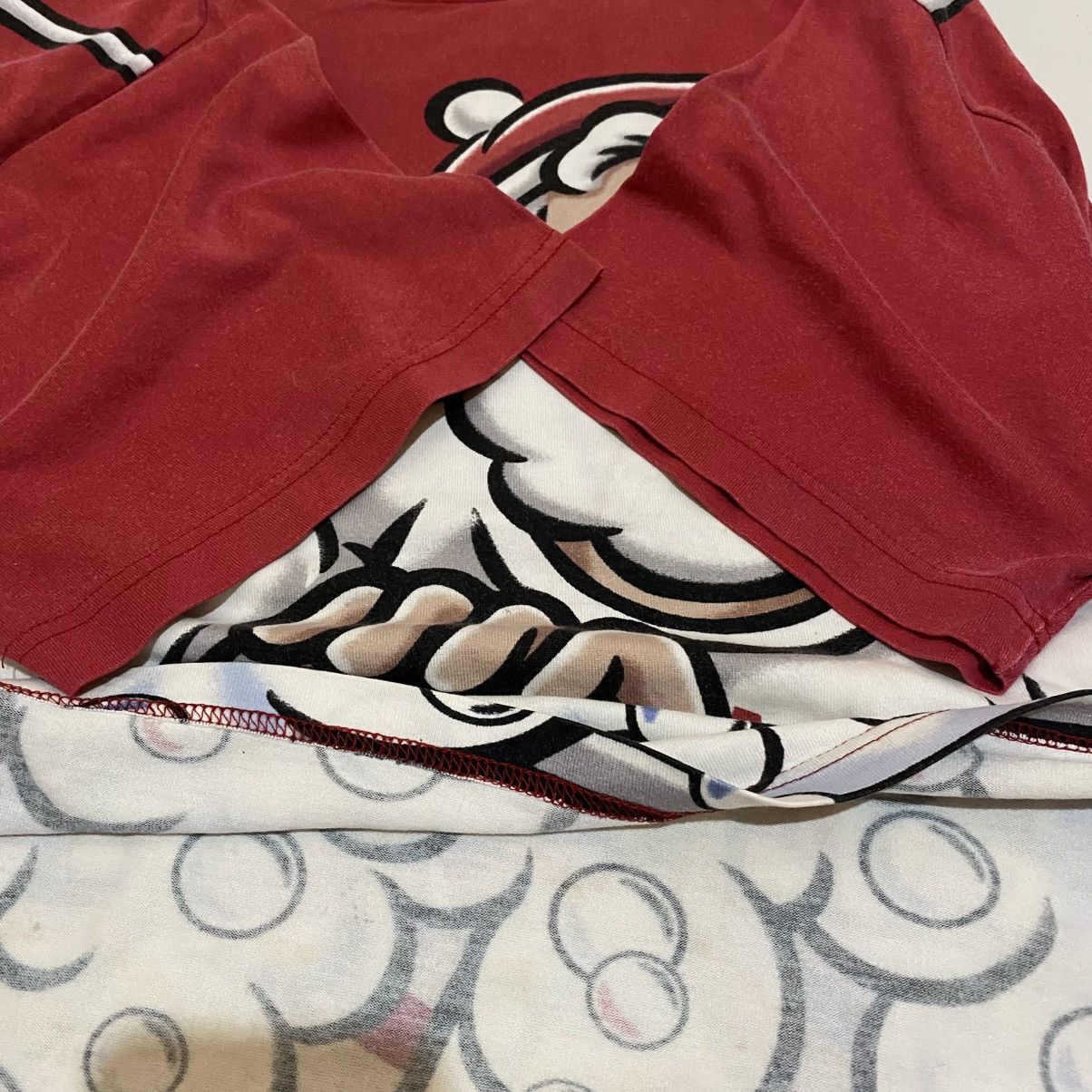 Vintage Captain santa tshirt sports club Size US L / EU 52-54 / 3 - 9 Thumbnail