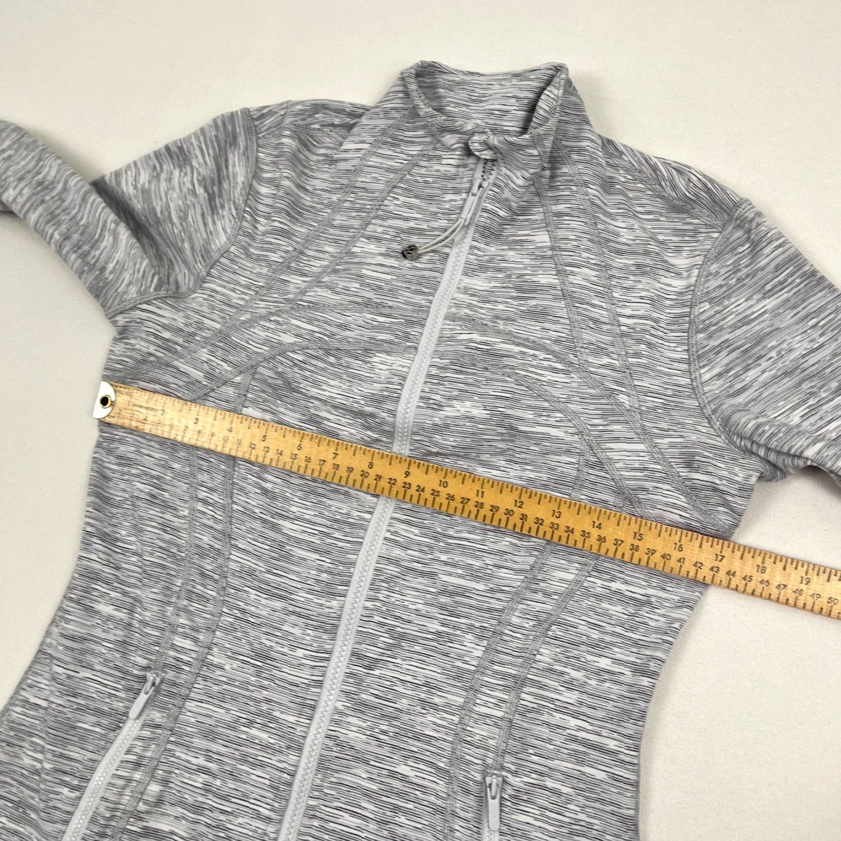 Lululemon Lululemon Define Jacket Women 10 Space Ice Gray Active Running Yoga Commute Sports Outdoor Size L / US 10 / IT 46 - 6 Thumbnail