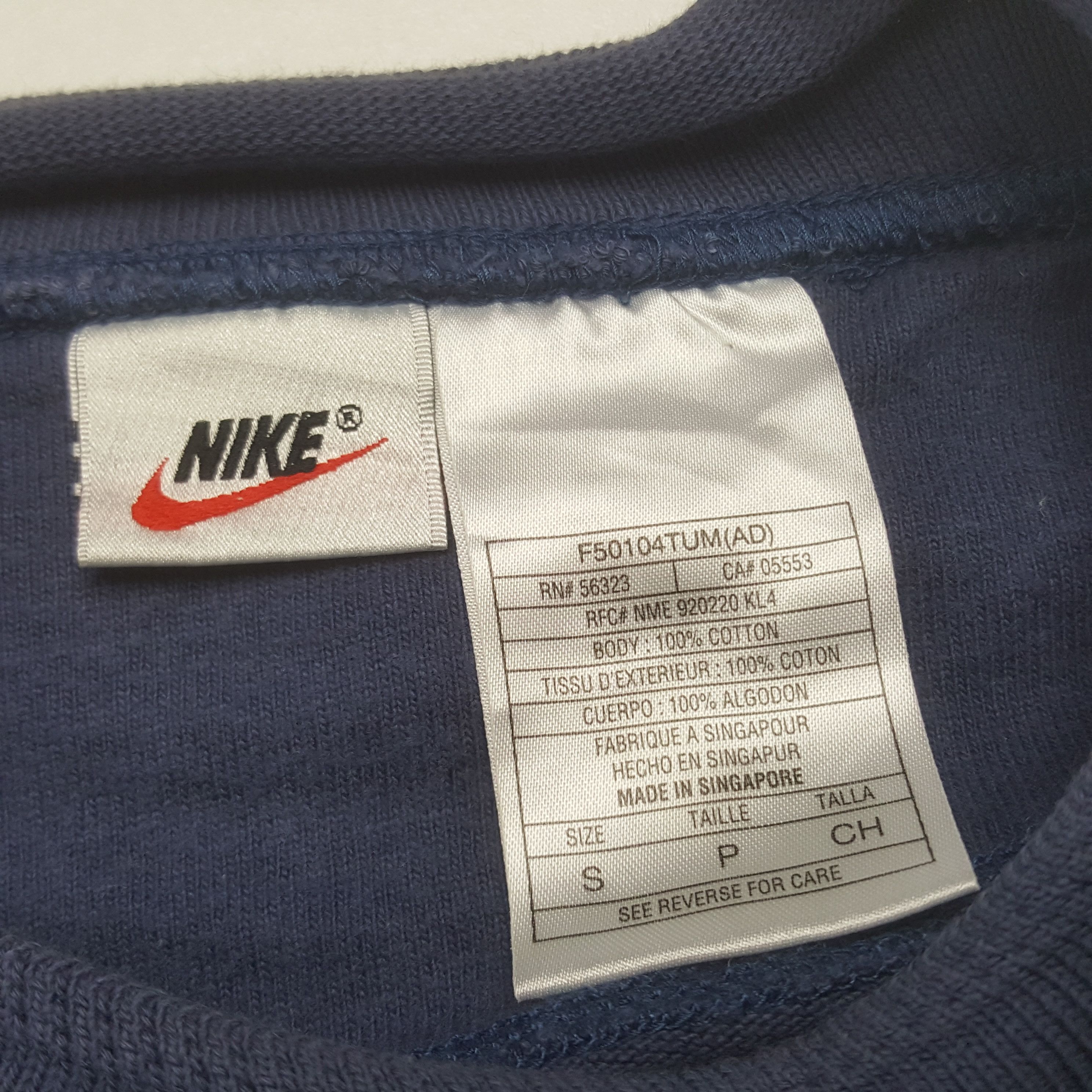 Nike Vintage NIKE Air Embroidery Sweatshirt Size US S / EU 44-46 / 1 - 6 Thumbnail