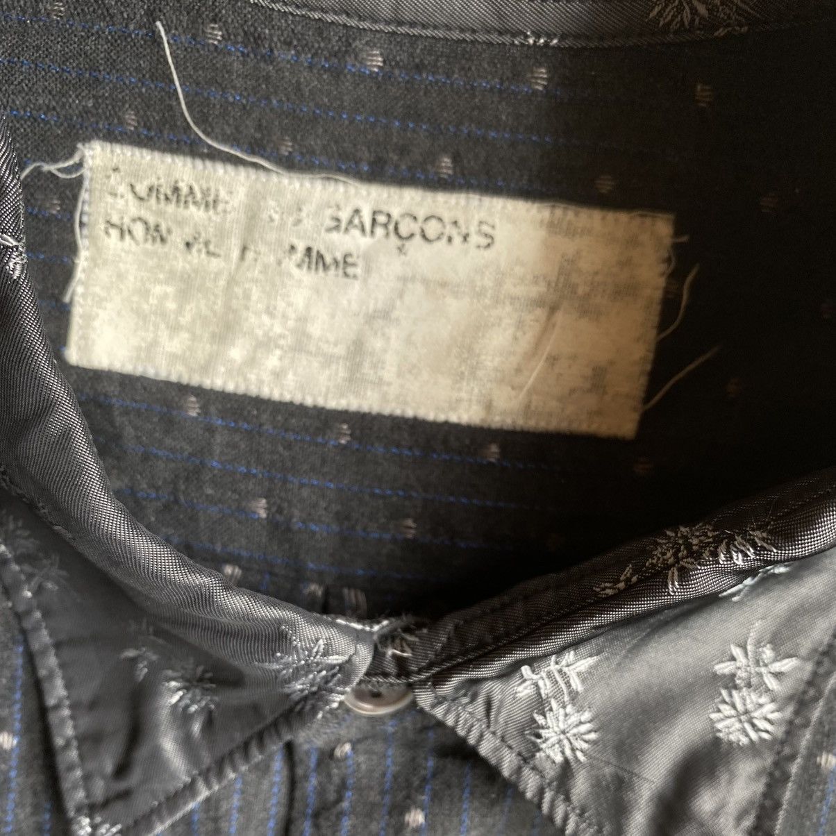 Comme des Garcons Vintage 99’s Jacquard Shirt With Contrast Silk Collar Size US S / EU 44-46 / 1 - 4 Thumbnail