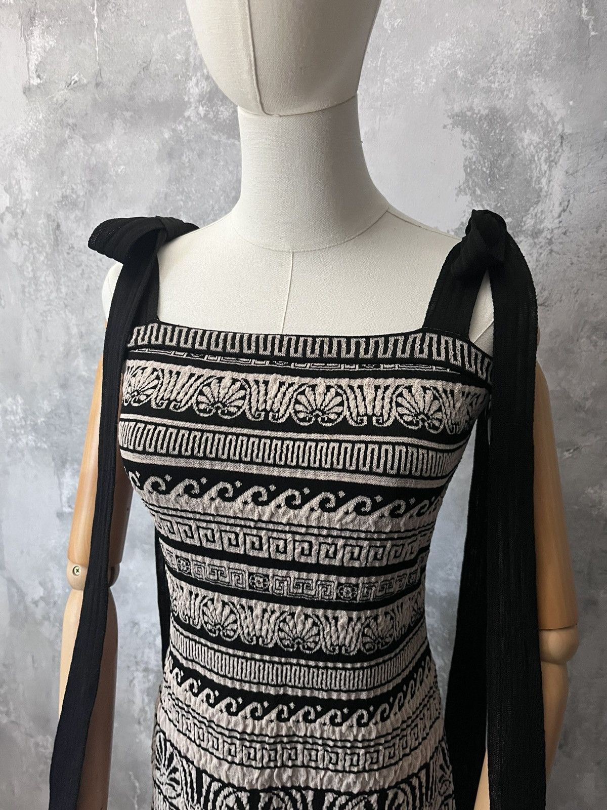 Chanel Chanel 2018 Cruise by Karl Lagerfeld paper dress Size S / US 4 / IT 40 - 3 Thumbnail